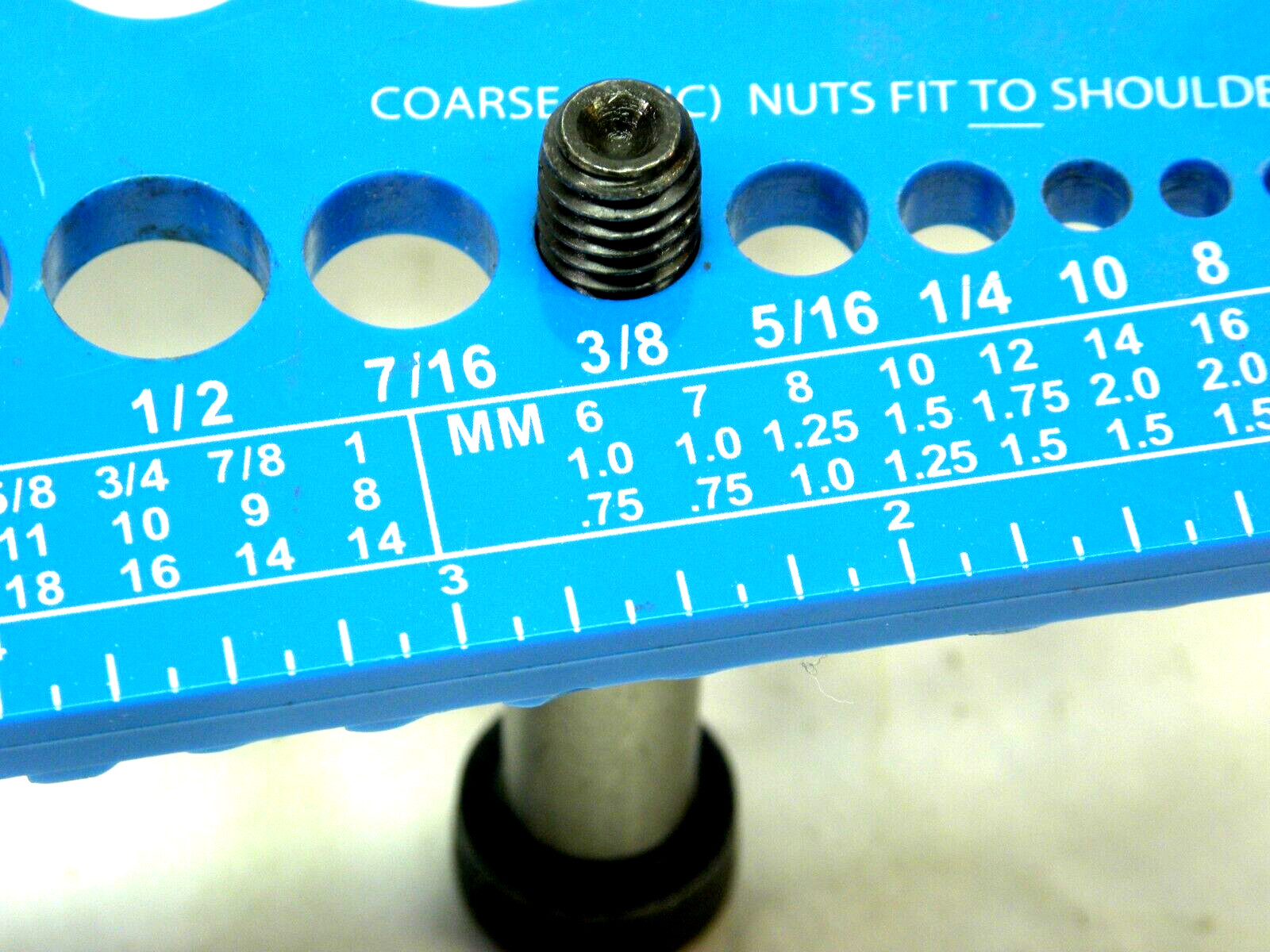 (TWO) 1/2 x 2″ L SHOULDER BOLT 3/8-16 THREAD 3/4″ HEAD HR