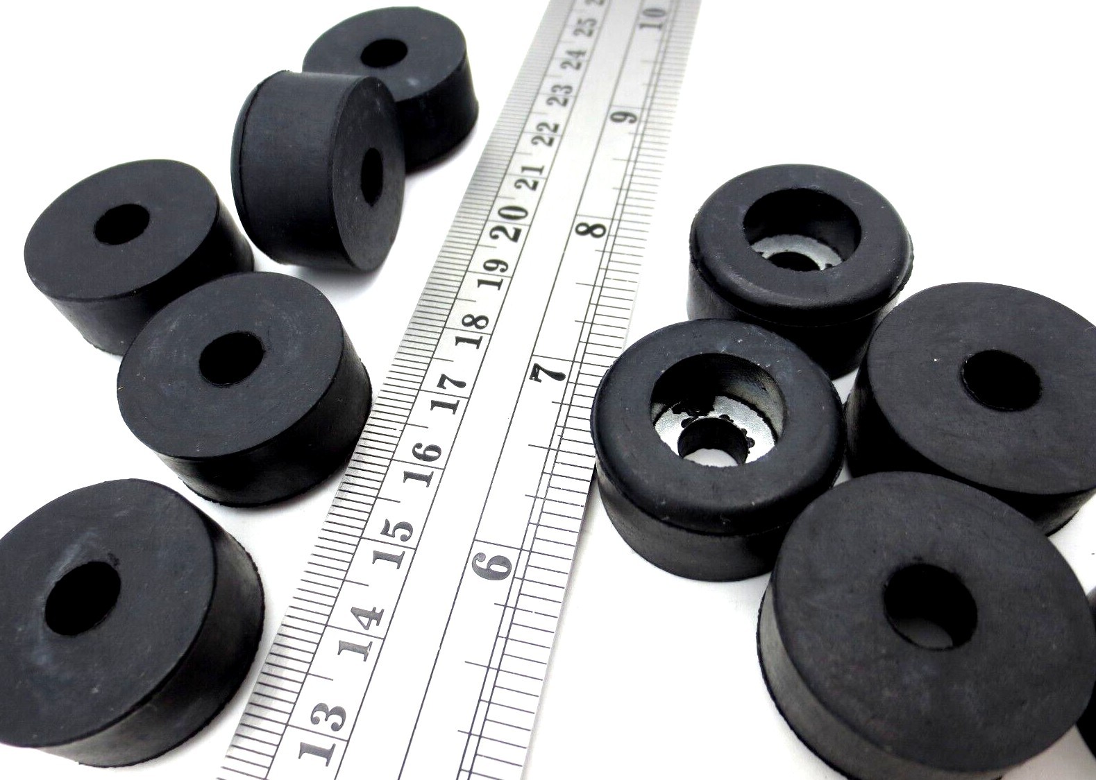 Screw On Rubber Bumper Pad Foot For #14, 1/4″Screw Bolt Hole, 1″ Pad 9/16″ Tall