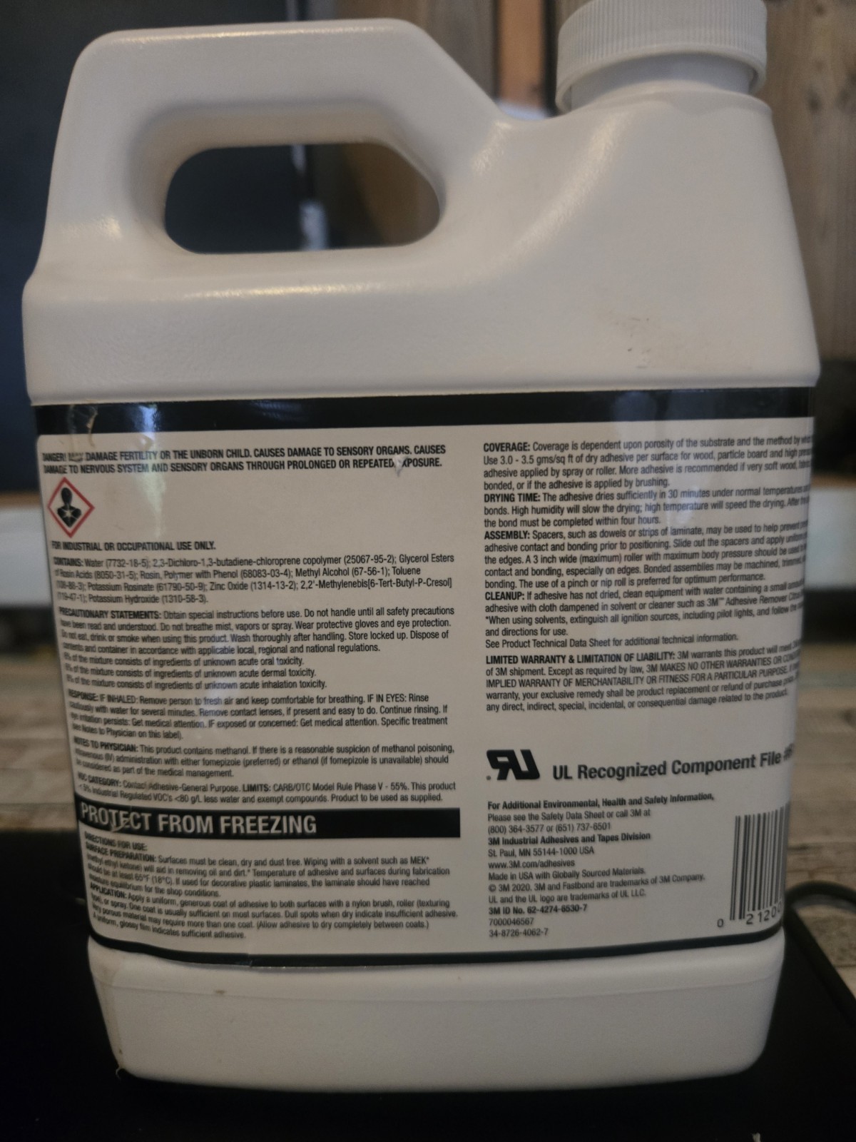 3M 30NF Fastbond Contact Adhesive, Neutral 1 Qt. Bottle (Pack of 1)