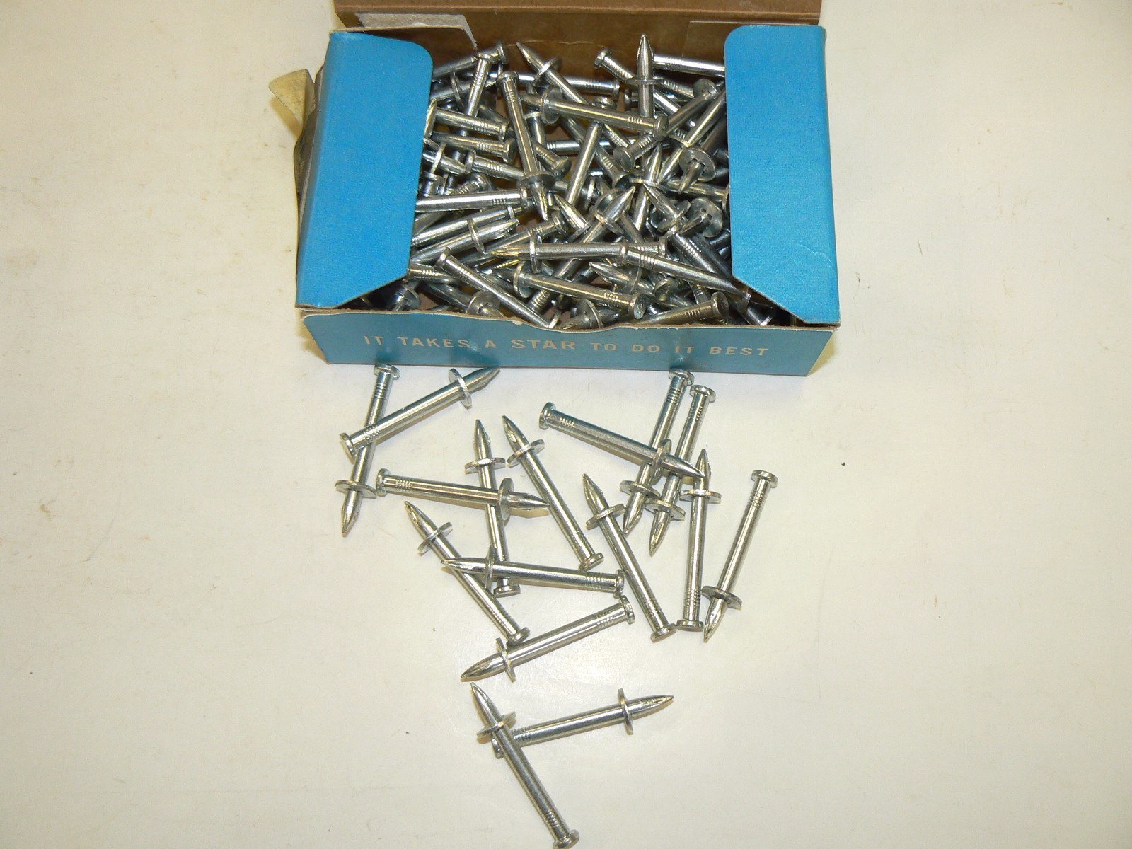 STAR POWER PINS #6015 48000 – Box of 100 Pcs.