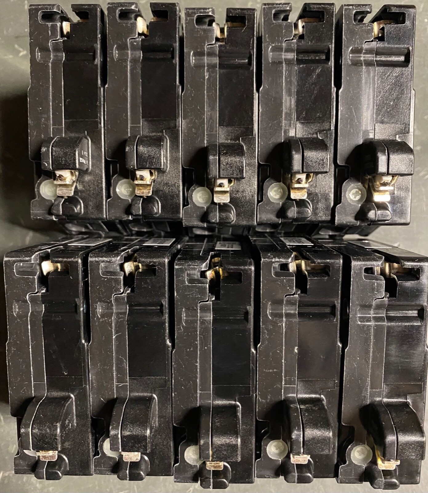 LOT OF 10 SIEMENS QA120AFCN 20A AFCI PLUG ON NEUTRAL (NO WIRE) NEW