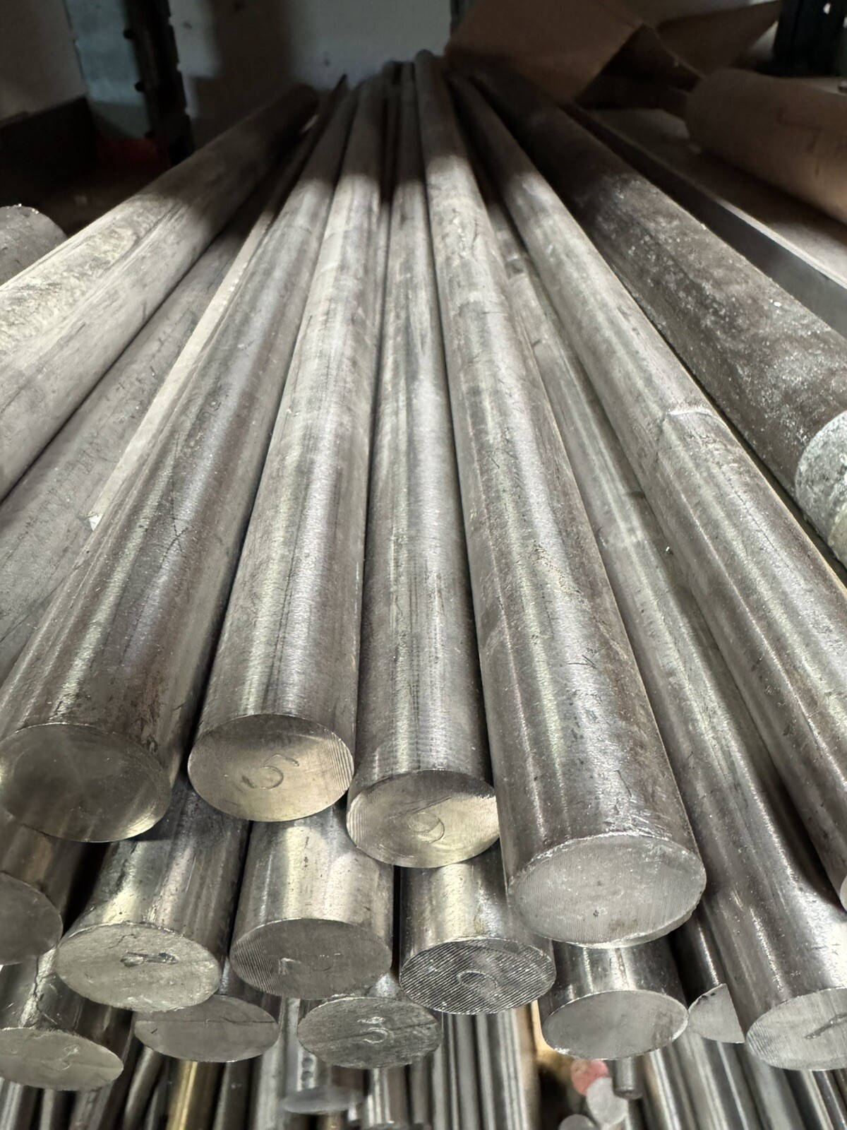Titanium Round Bar 6AL4V 1.25″ x 6″