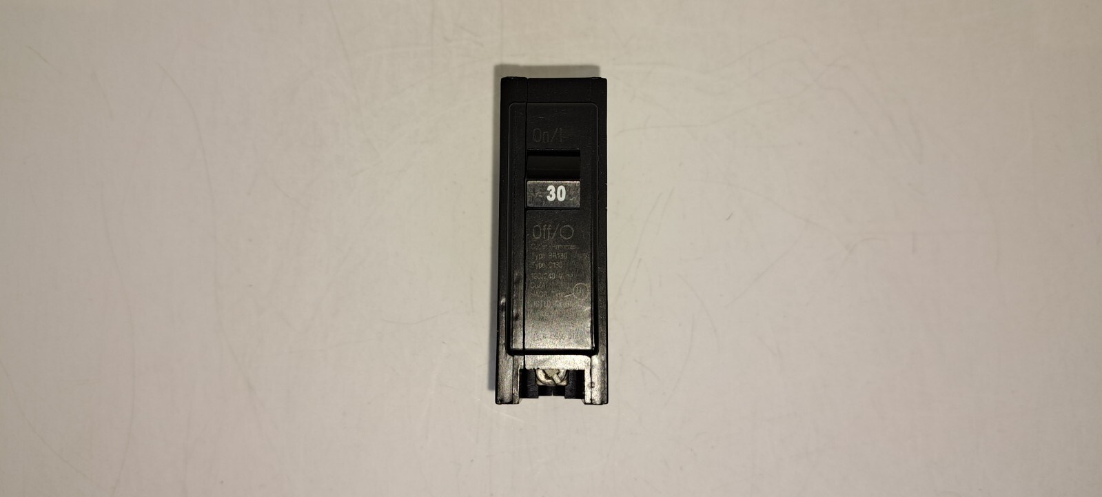 CUTLER-HAMMER BR130 30 AMP 1 POLE 120V CIRCUIT BREAKER