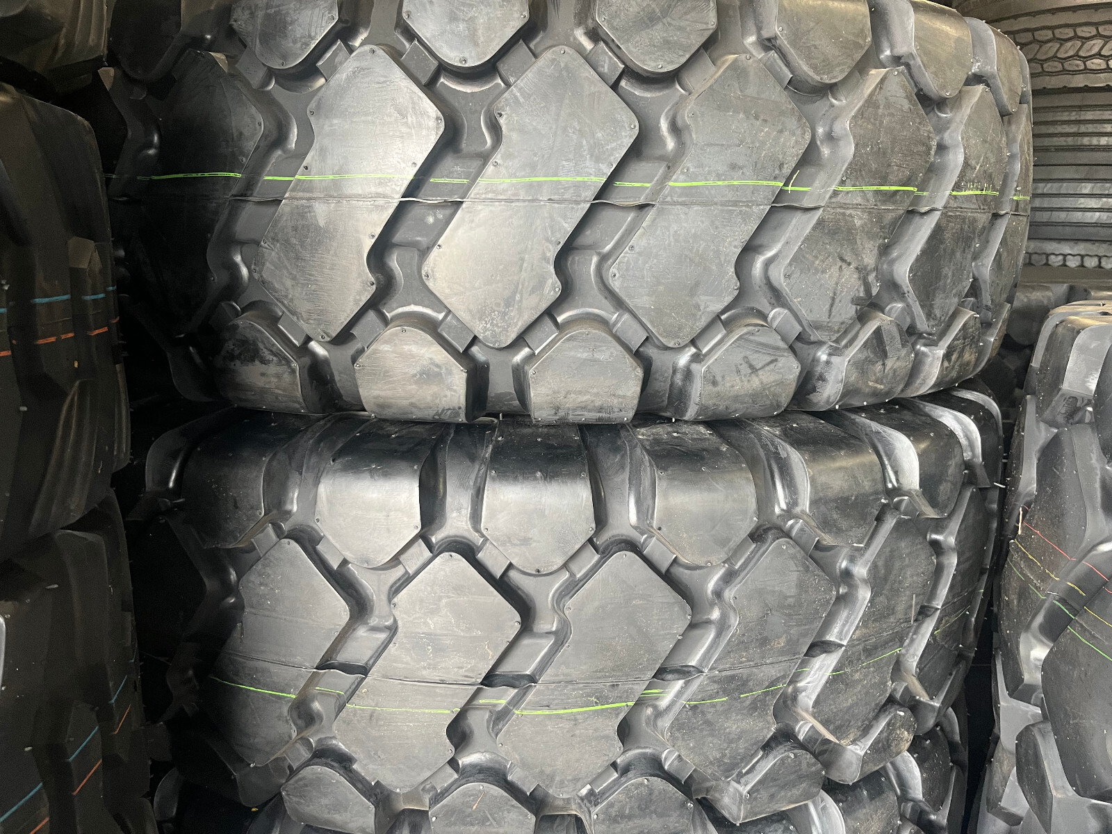 15.5-25 20 PLY E3/L3 LOADER TIRES (1 TIRE) 15.5×25 ROAD CREW TIRES 20PR