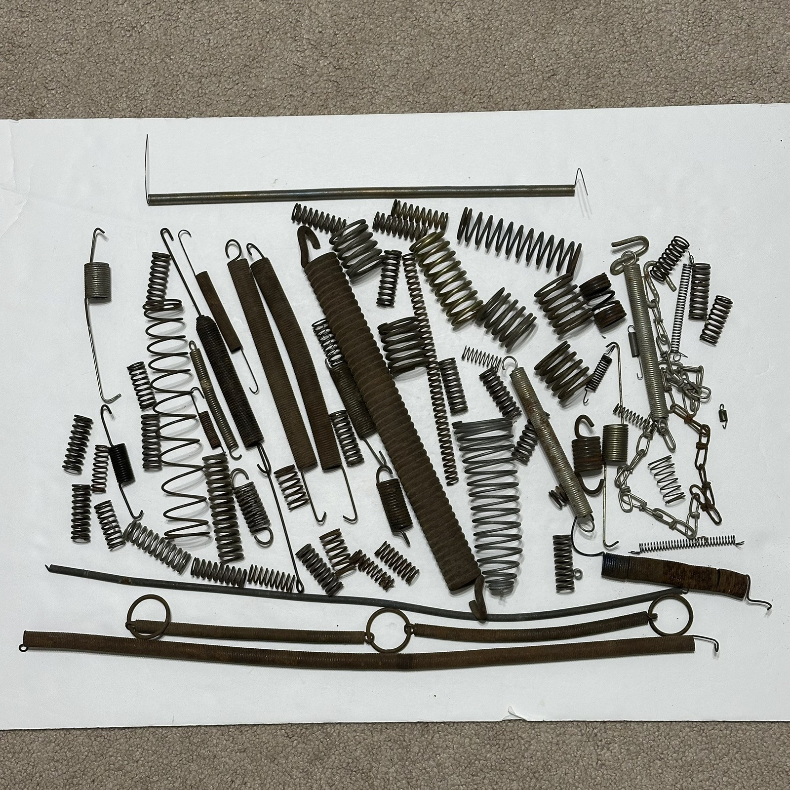 Mixed lot of Springs in Various Sizes and Types Tractor Lawnmower