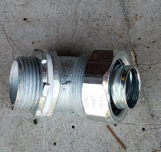 box of 50 – Appleton ST-4575 3/4″ Flexible Conduit Connector Fitting