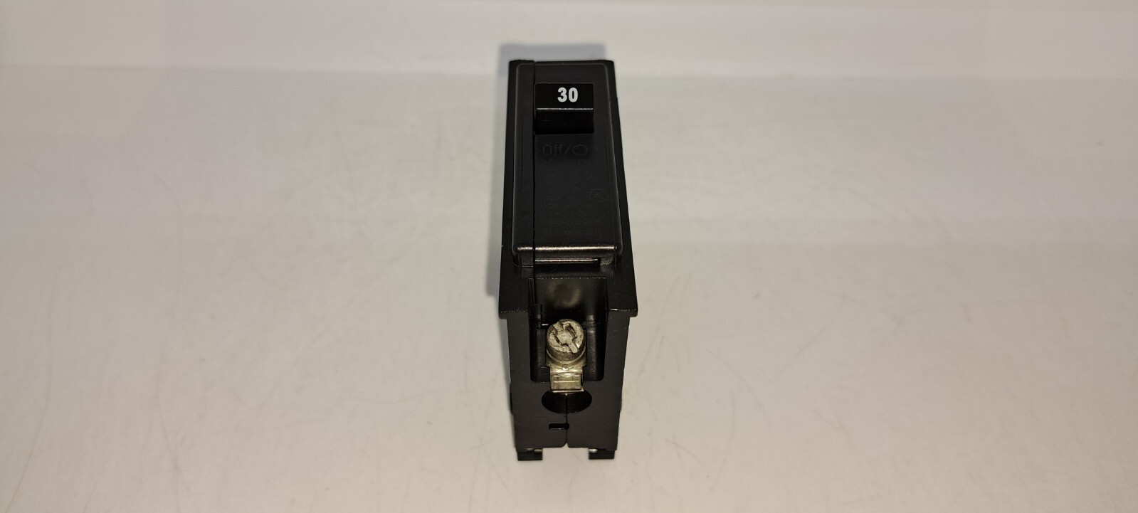 CUTLER-HAMMER BR130 30 AMP 1 POLE 120V CIRCUIT BREAKER