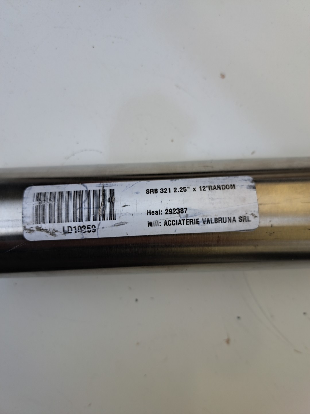 321 Stainless Steel Solid Round Bar 2.25″ OD x 26-5/8 L Weight 30 Lbs