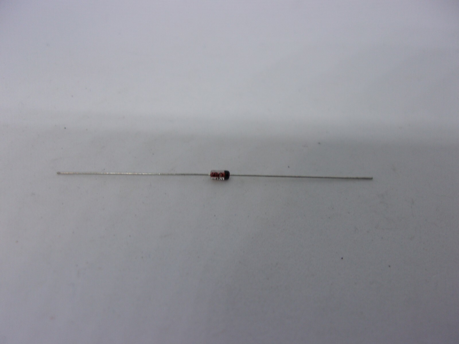 20 Pcs Pack Lot Silicon Planar Zener Diodes 1/2W 0.5W DO-35 Package DIP – 3V