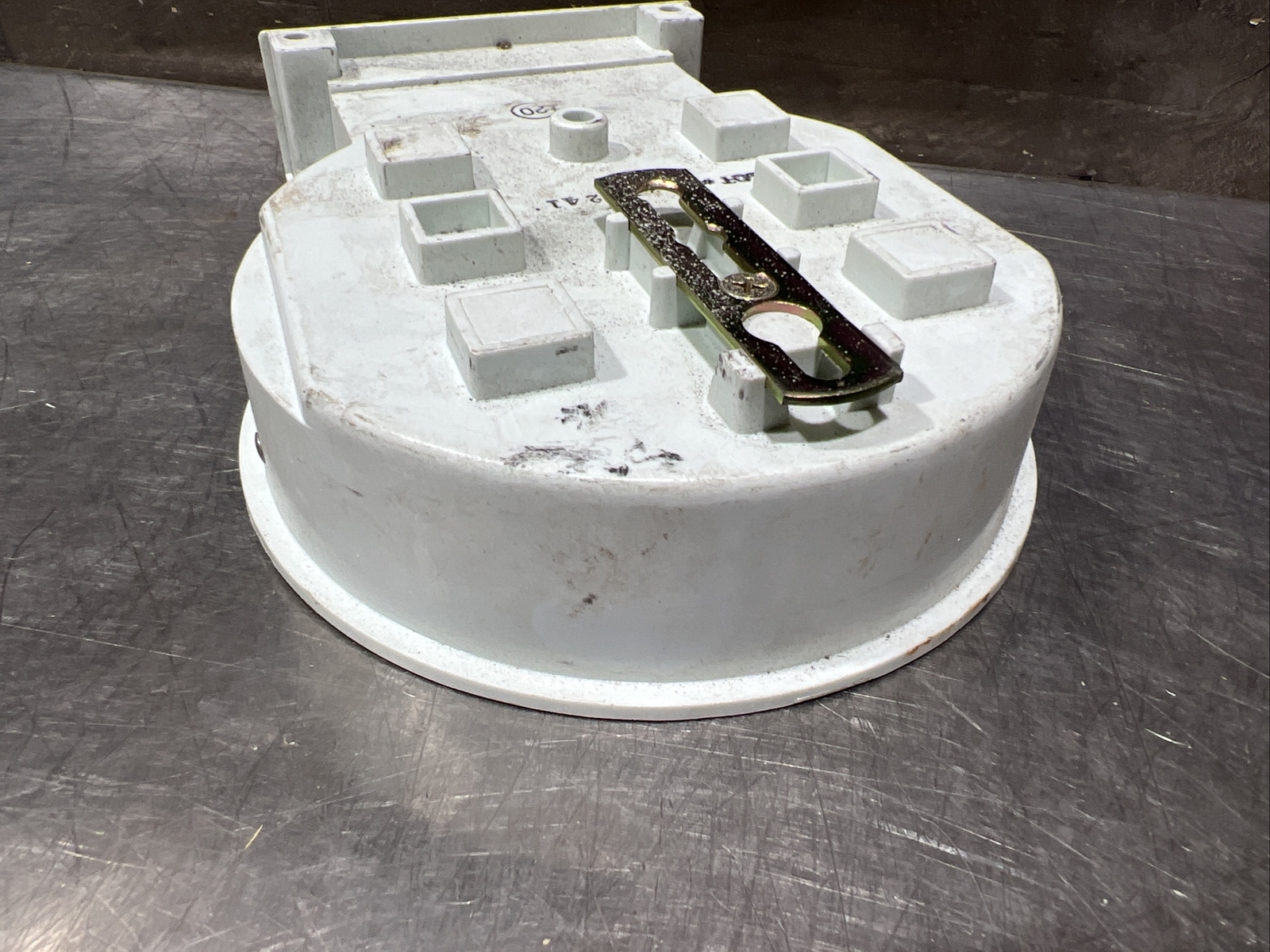 Nos Surplus Marwell Base Adapter- 2500-3W-125-N- GRID rated for 160A Service