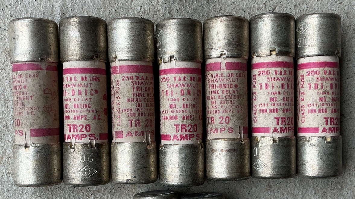 Shawmut Tri-onic Fuses Various Sizes