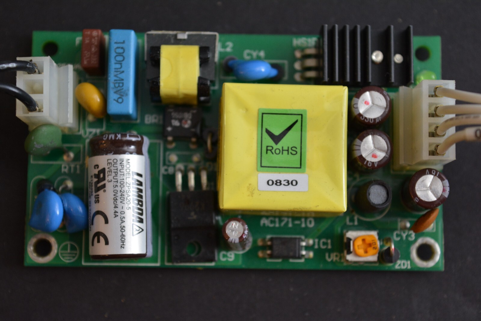 V-infinity ZPSA20-5 Power Supply 100-240v-ac in 5.0V DC 4.4 Amp Out New