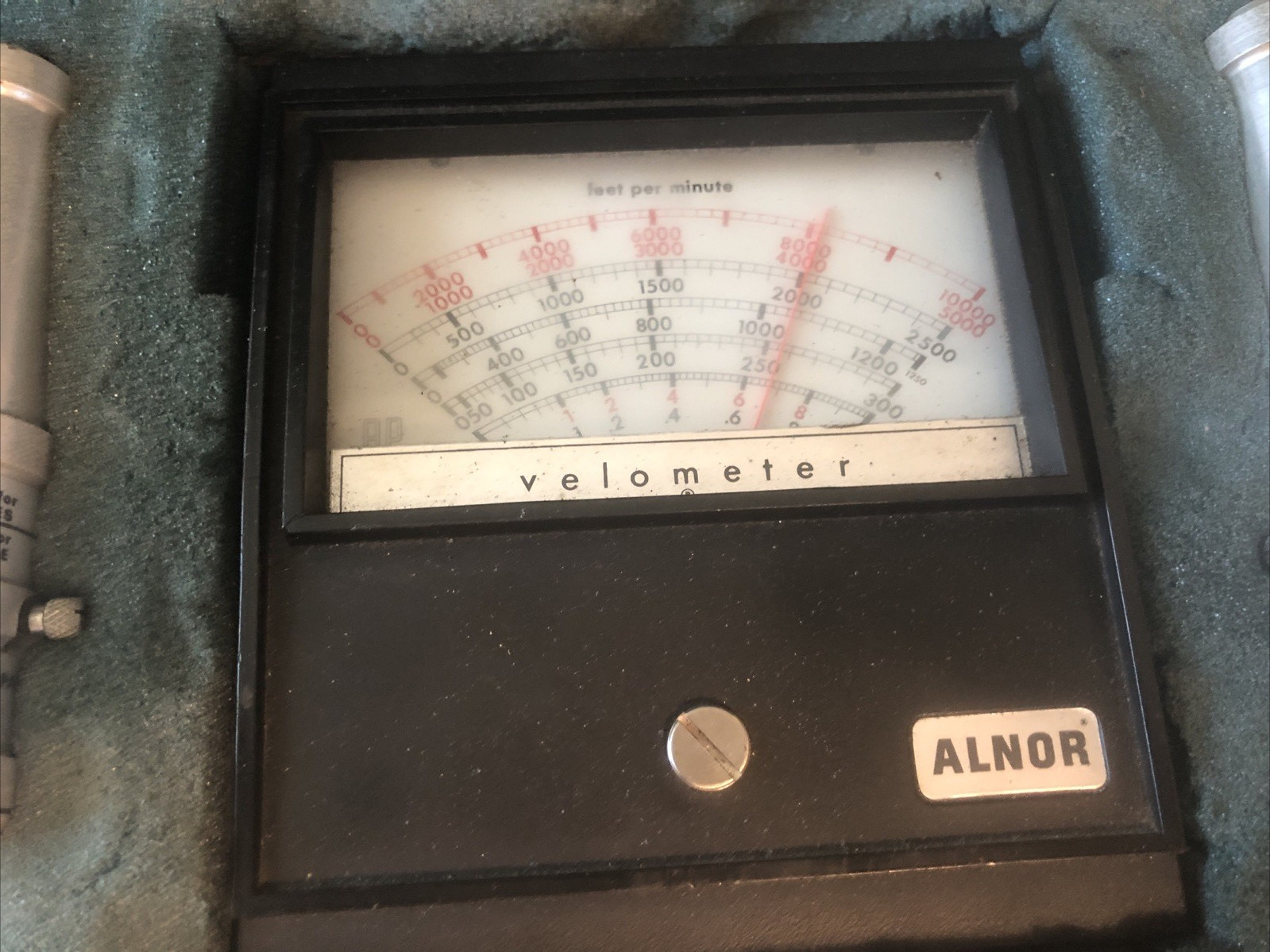 Alnor Velometer Vintage Detection Unit in case lot 1