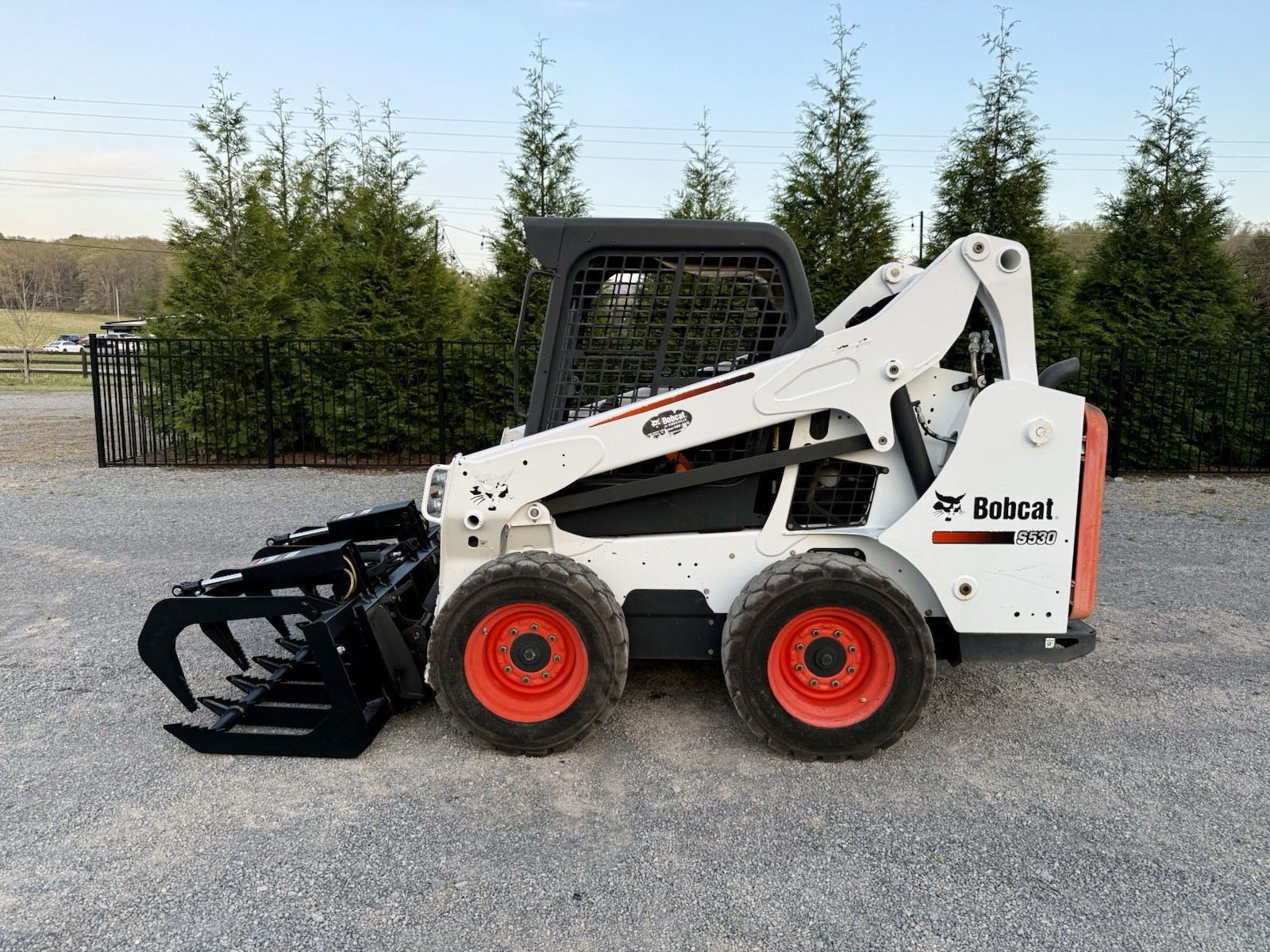 2015 BOBCAT S530 SKID STEER LOADER – AUXILLARY HYDRAULICS – FREE FREIGHT