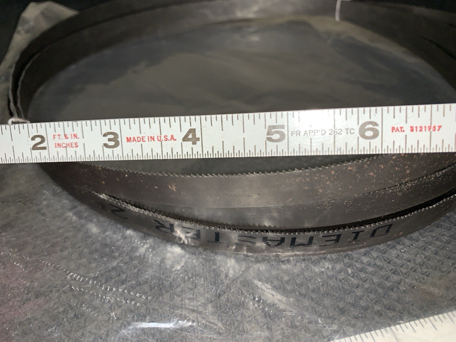 Welded Bandsaw Blade 12′ 6 x 1/2″ x 14 to 18 TPI Bi-Metal Lenox 80271D2B123810