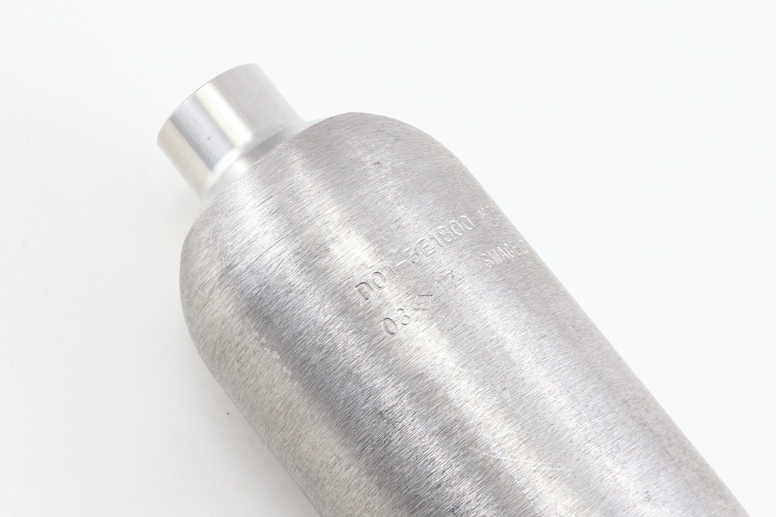 Sample cylinder 150CC, Swagelok 304L-HDF4-150, 1/4 NPT double ended.