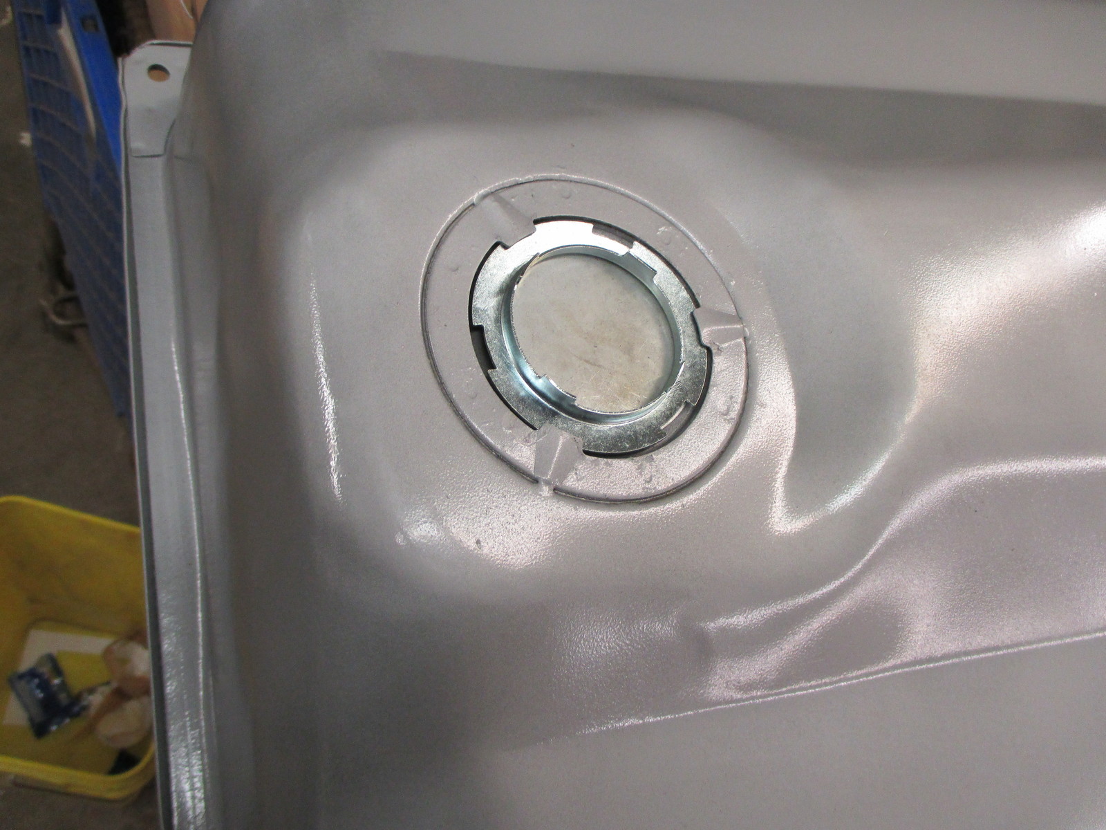 FORD NAA/JUBILEE/600/800/MORE TRACTOR GAS TANK W/SENDING UNIT HOLE NAA9002E NEW