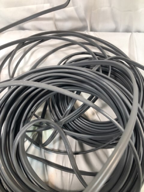 BUNDLE OF Southwire E30445 Wire – Unknown length