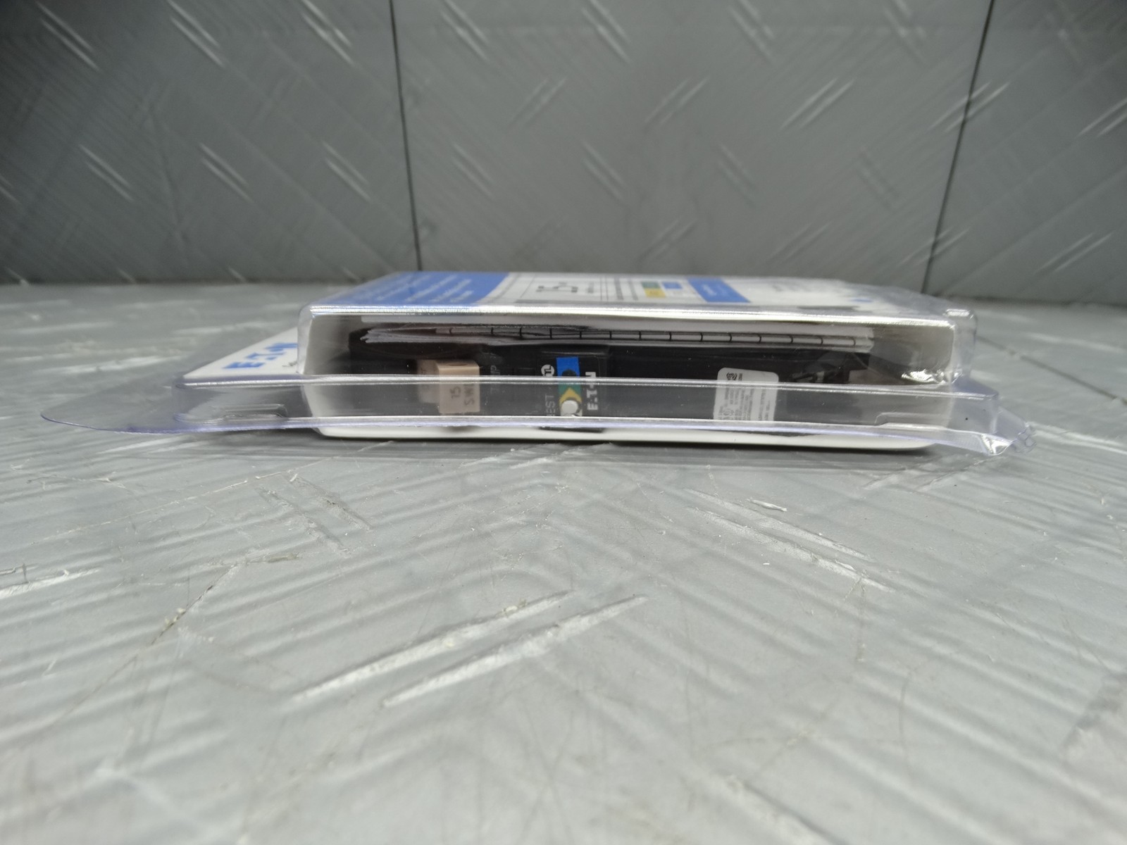 Eaton CH 15 Amp All in One AF/GF Plug-On-Neutral Breaker CHFP115A1CS