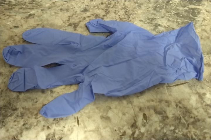 Micro-Touch 313021 Case of 10 Boxes (200/Box) Size M/Size 8 Disposable Gloves