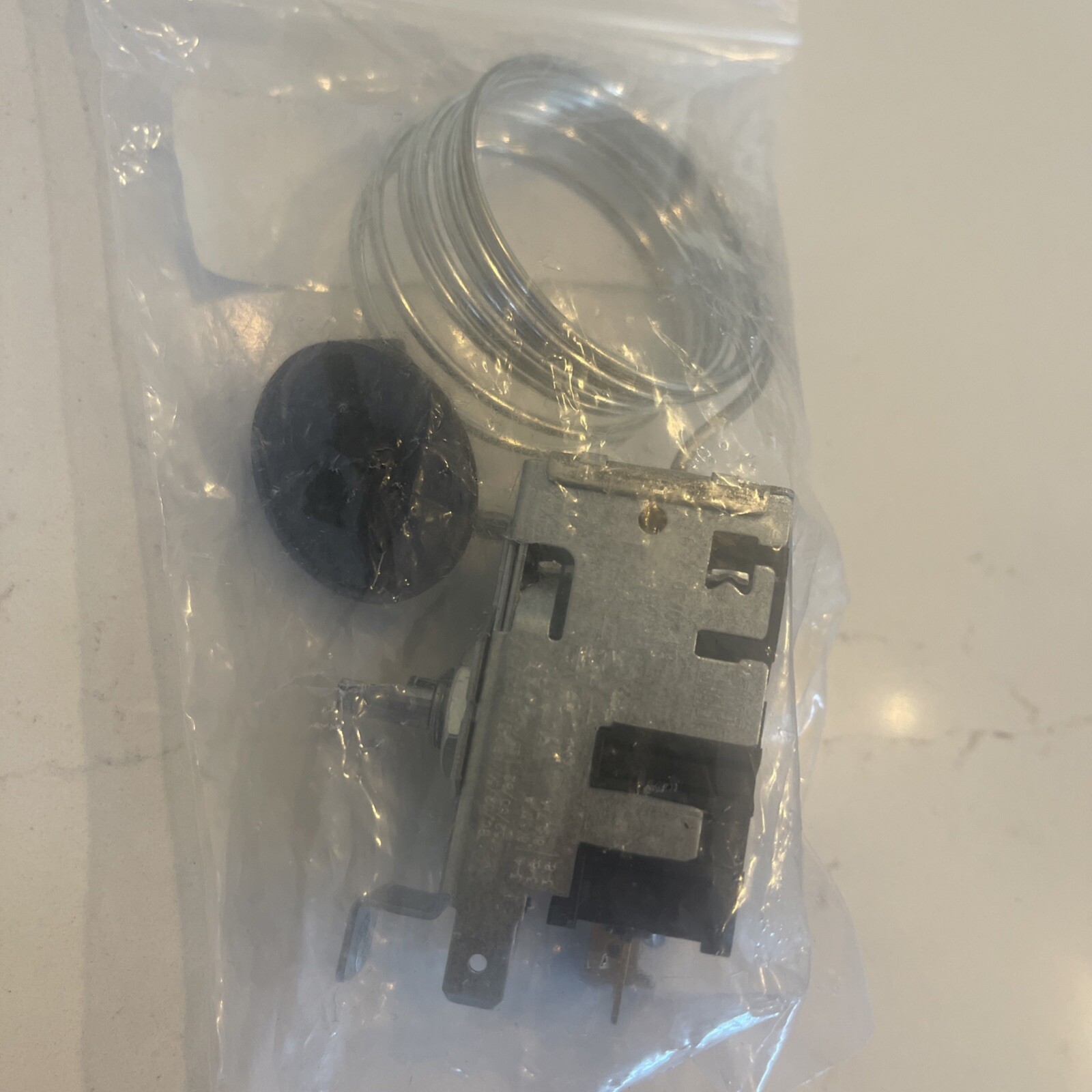 NEW True 800393 Temp Control, 077B6827 Kit #077B7135 8 Amp 