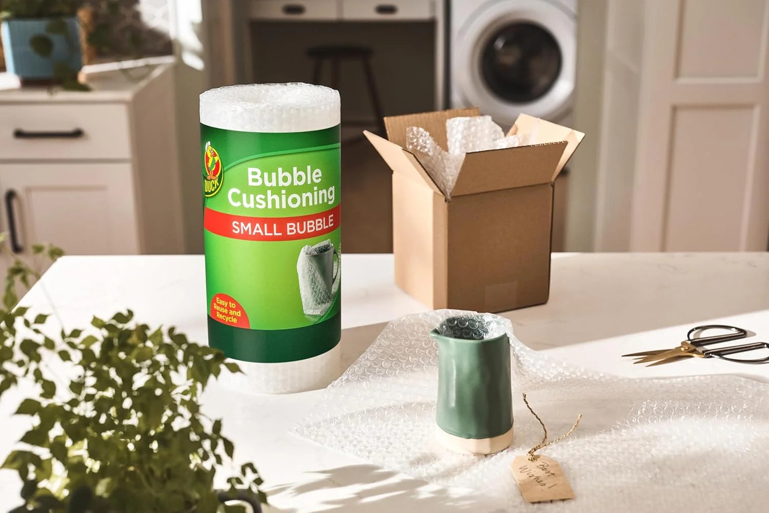 Duck Brand Small Bubble Cushioning Wrap for Moving & Shipping – 30 FT Bubble Pac