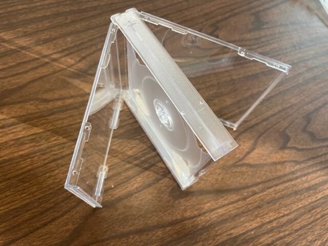 100 PCS 24MM MULTI 3 CD CASES CLEAR MULTI-3 CS CLEAR & 200 CLEAR TRAY KC02PK CDA