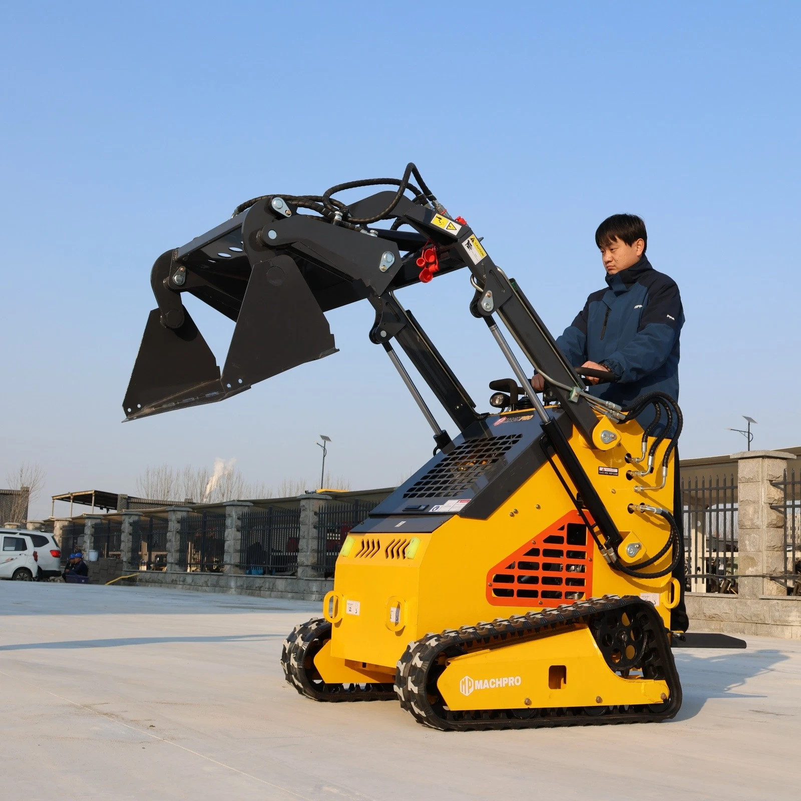 4-in-1 Combination Hydraulic Bucket Fits Mini Skid Steer Loader FREE SHIPPING