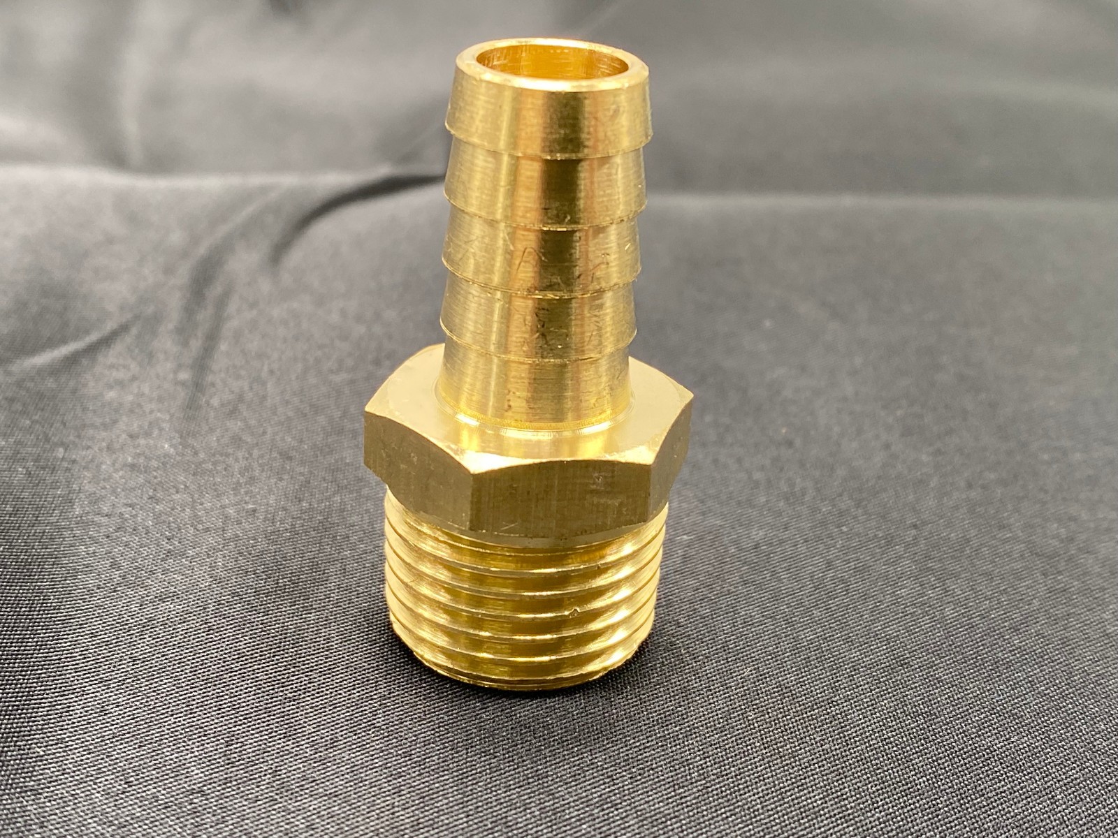4 Pack Hex Adapter 1/2″ Male NPT to 3/8″ Hose Barb