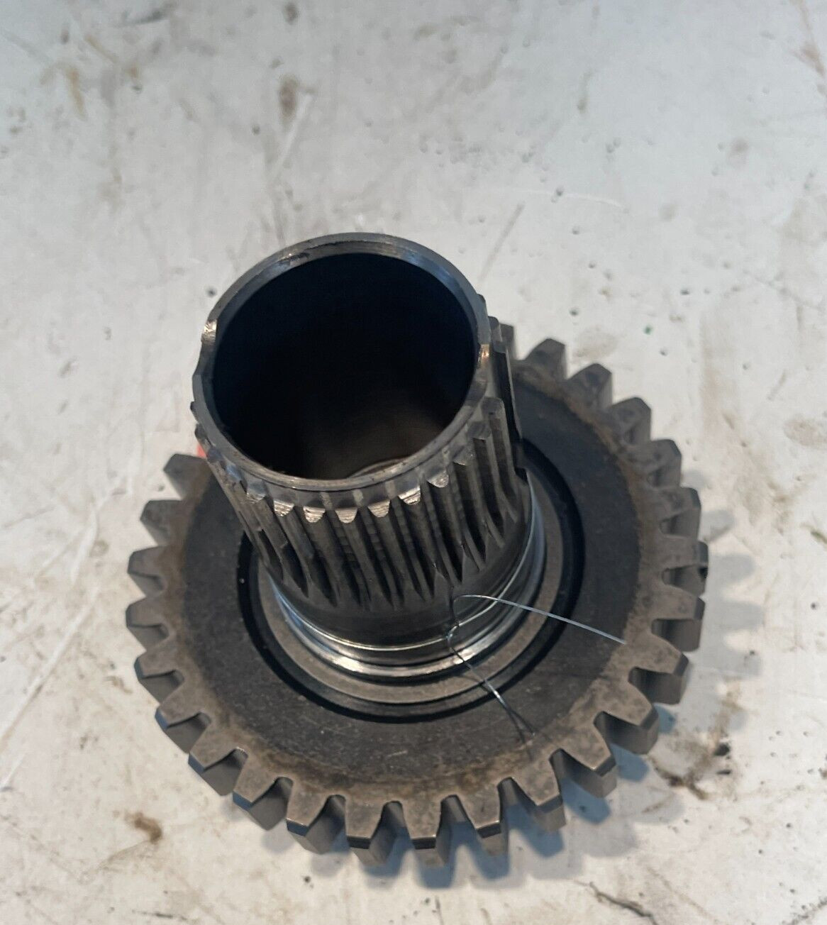 1967 John Deere 2020 Tractor Transmission Pump Gear Shaft