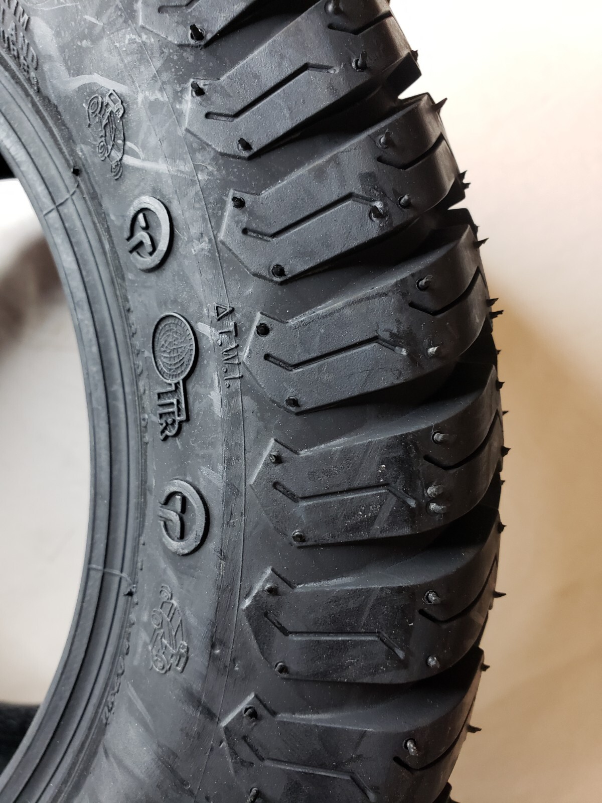 2PK 18×8.50-10 18×850-10 18/8.50-10 18/850-10 TIRES some Dixie Chopper Kubota