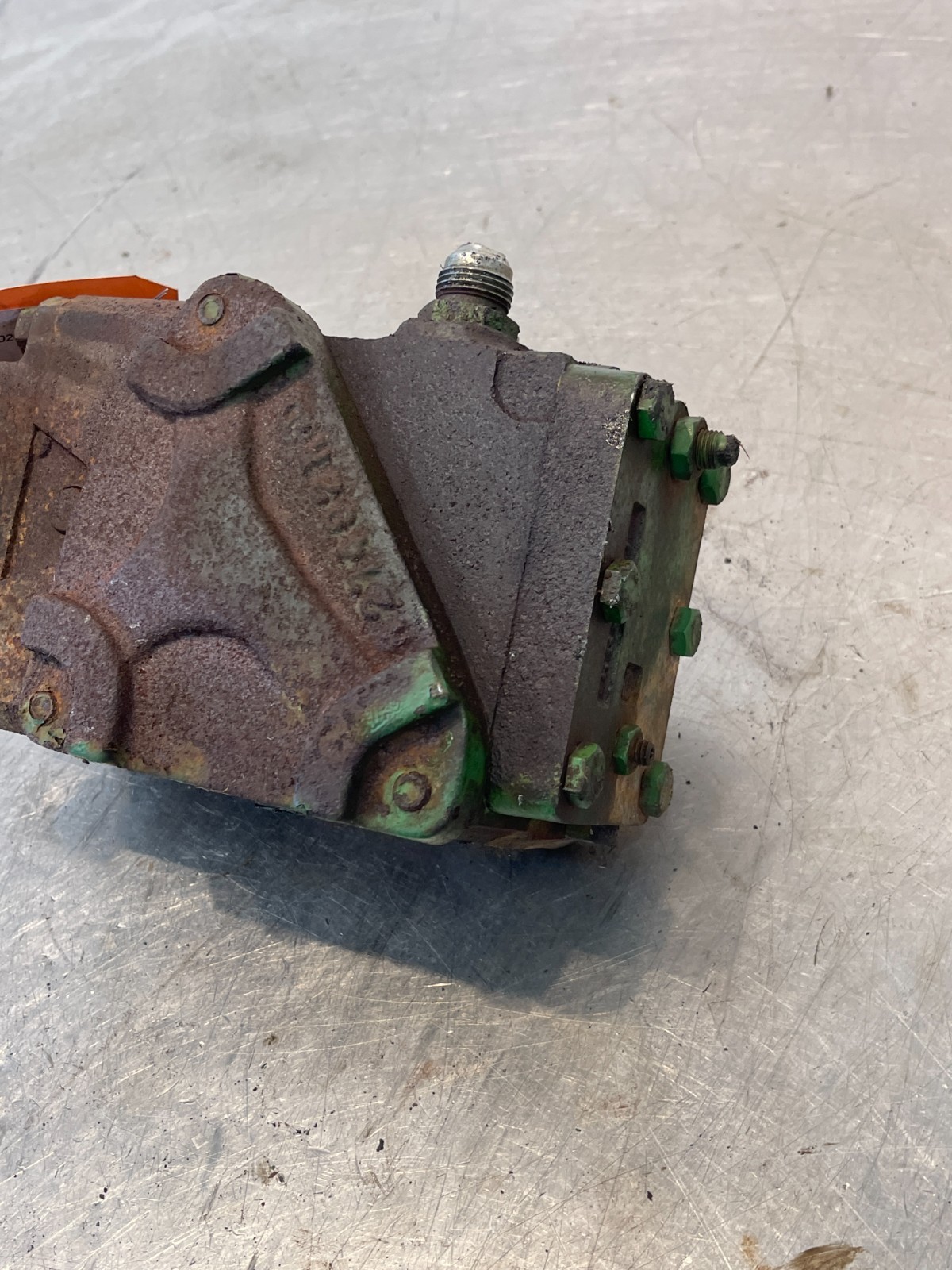 1967 John Deere 4020 Tractor Hydraulic Valve Block R27492R