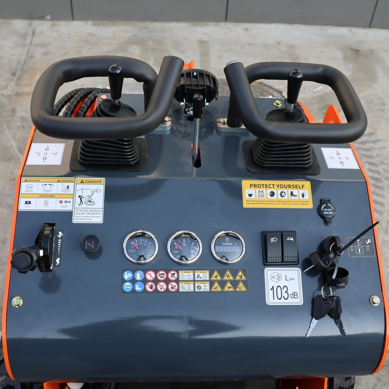Upgraded Mini Skid Steer 24HP Twin cylinder Tracked Loader Three-stage Pump