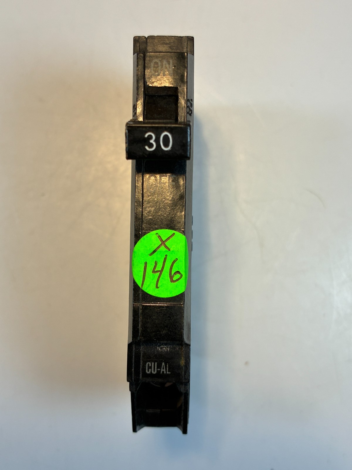 GE General Electric TQP130 (30-AMP) 1-Pole THIN 120/240V 10kAIC 60-DAY WARRANTY