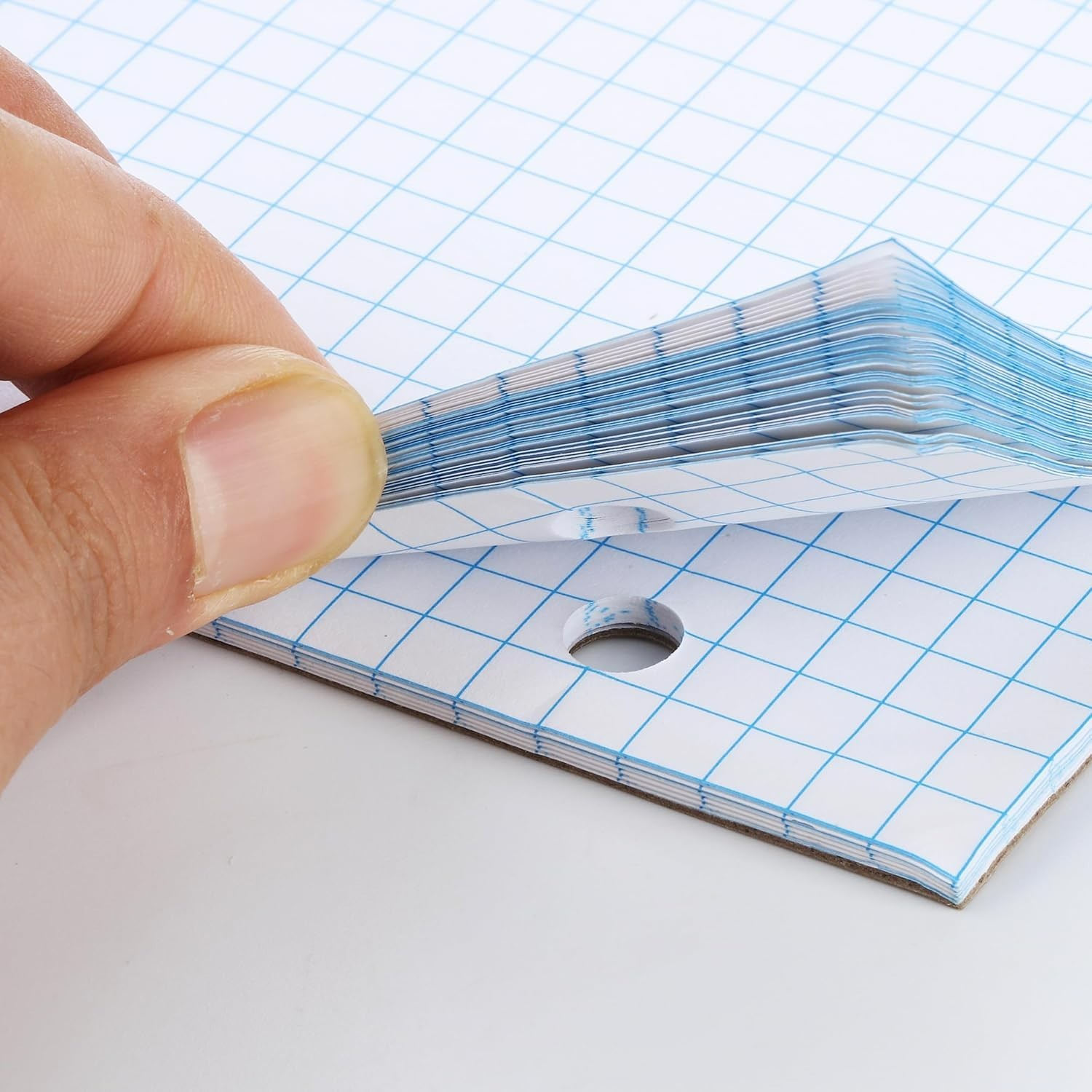 8.5×11 Inch Graph Paper Pad with 4 Squares/Inch – Perfect for Sketching & Math