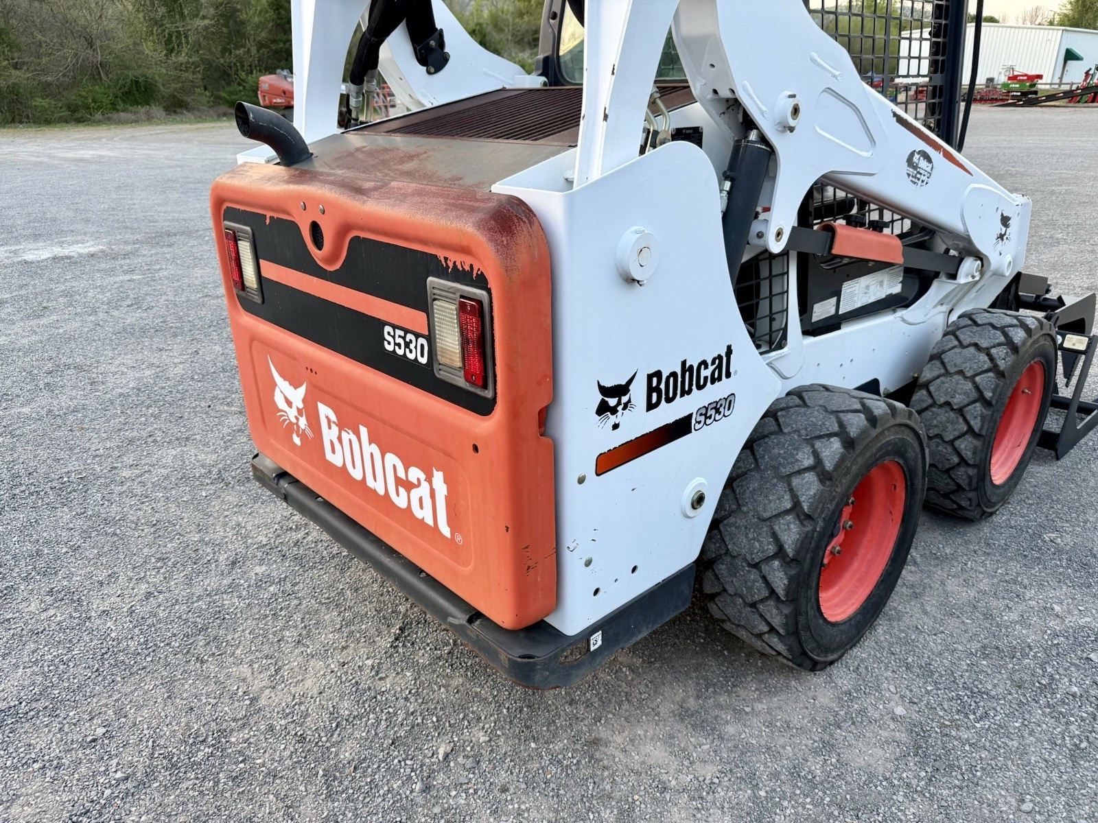 2015 BOBCAT S530 SKID STEER LOADER – AUXILLARY HYDRAULICS – FREE FREIGHT