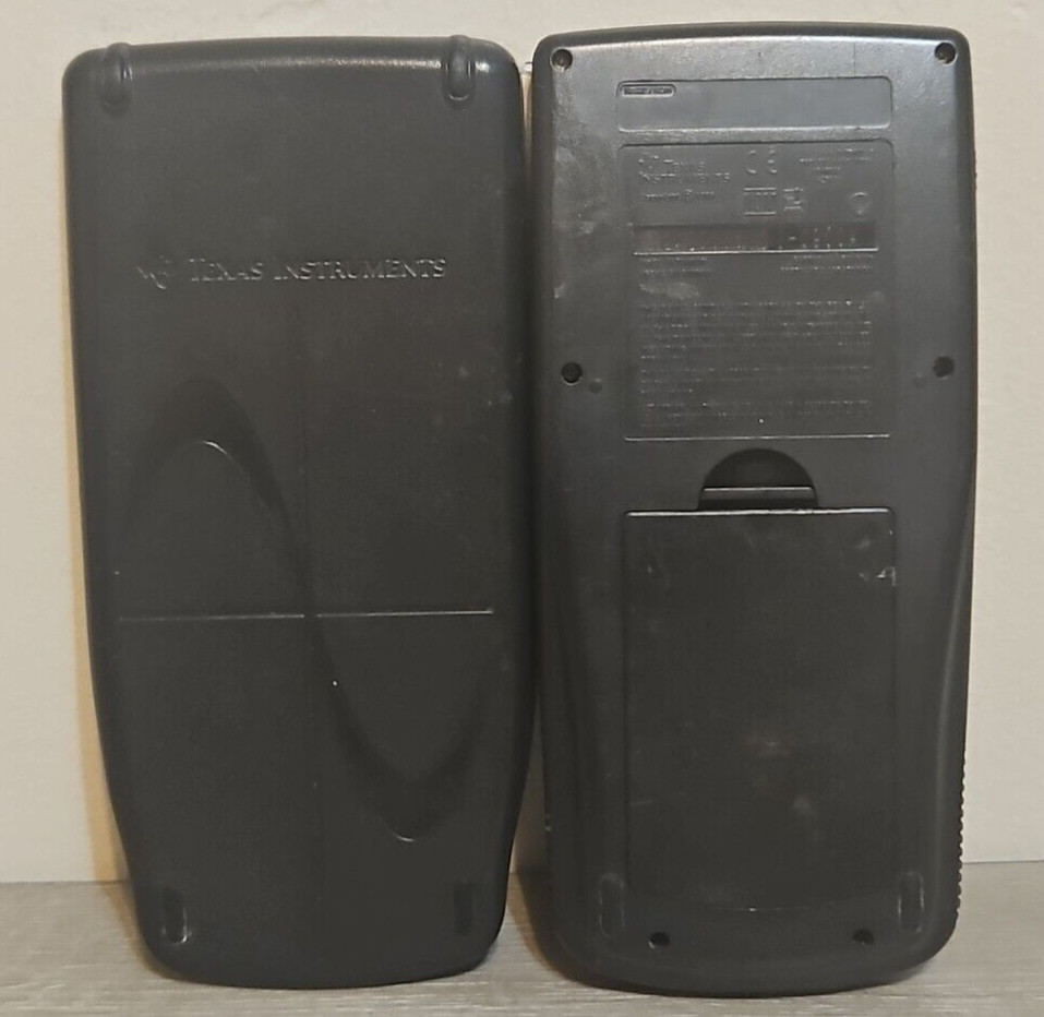 TI-83 Plus Texas Instruments Graphing Calculator w Battery Cover SMALL LINE