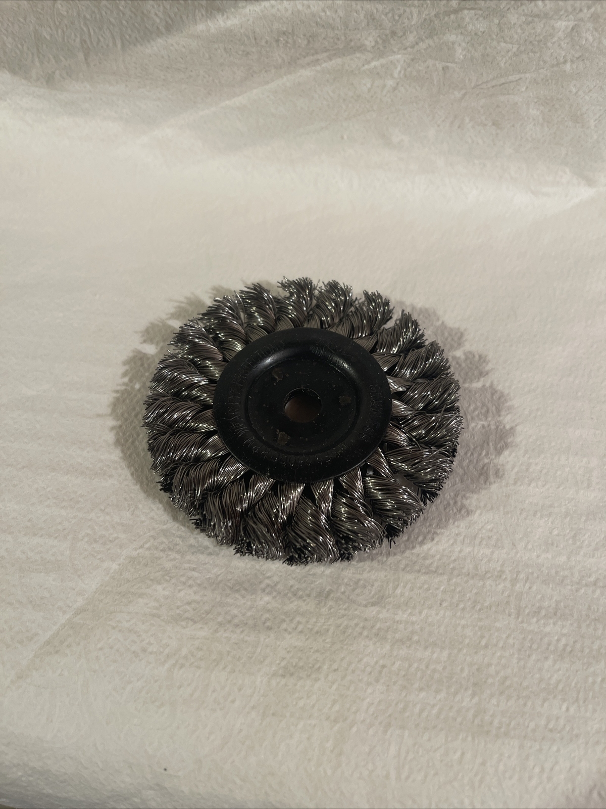 Osborn 3″ Dia Stainless Steel Knot Wire Wheel Brush 25,000 RPM 3/8″ Arbor Hole
