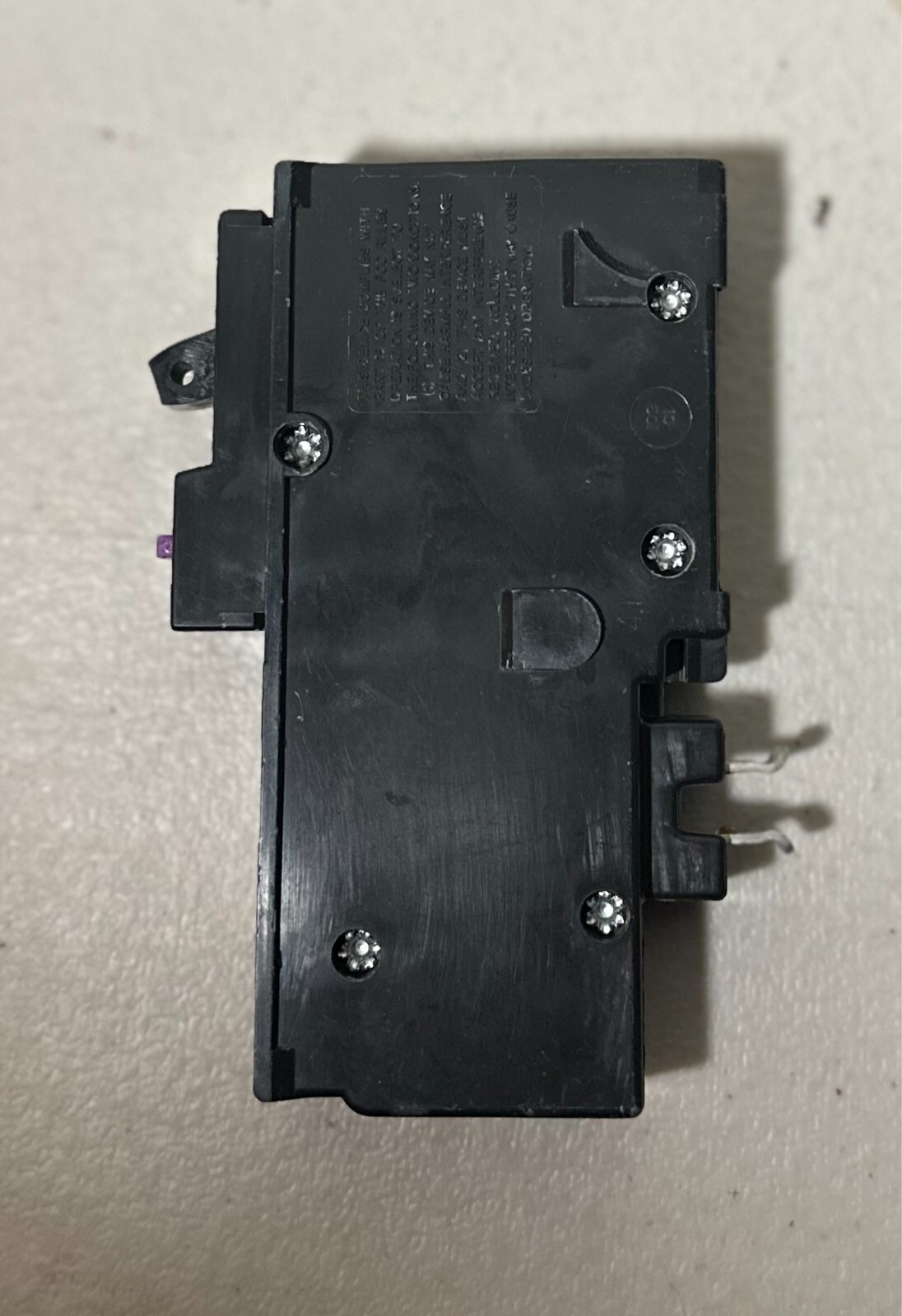 10 PCS Square D HOM120PDF 120V 20A Single-Pole Circuit Breaker