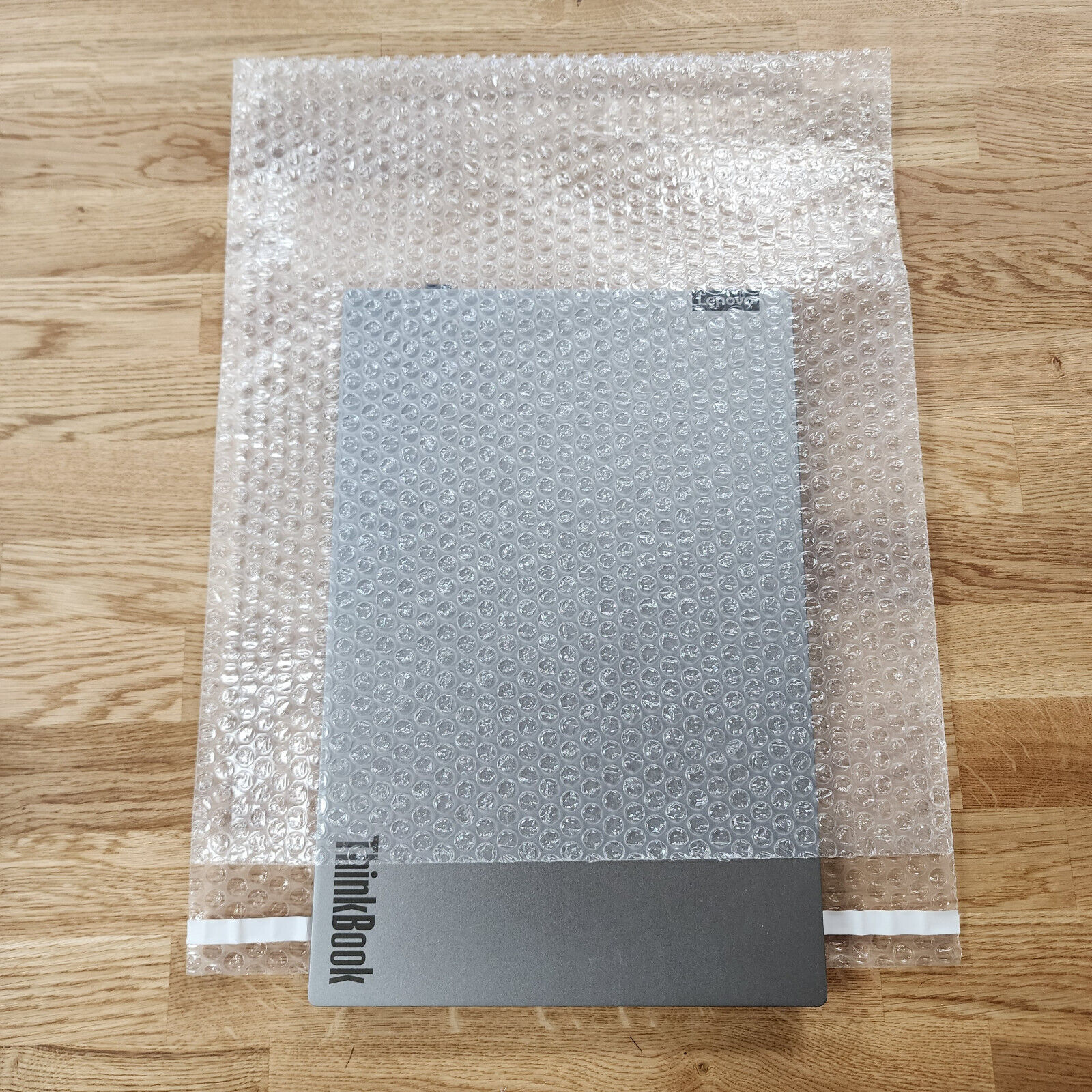 200 Pack 12″x 15.5″ Bubble Out Pouches Bags Protective Mailers Self Seal Cushion