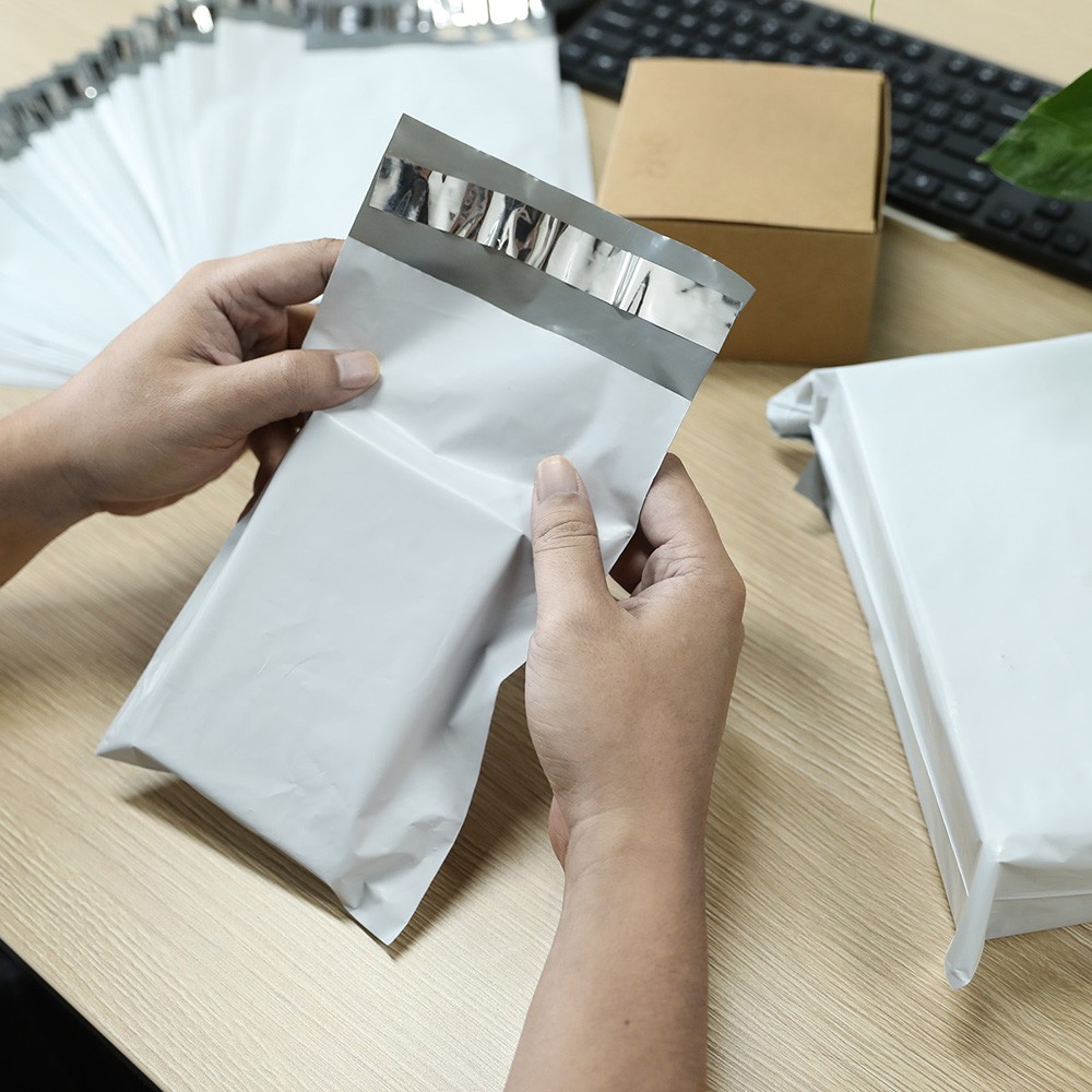 12×15.5 14×17 14.5×19 24×24 Poly Mailers Shipping Envelopes Self Sealing Bags