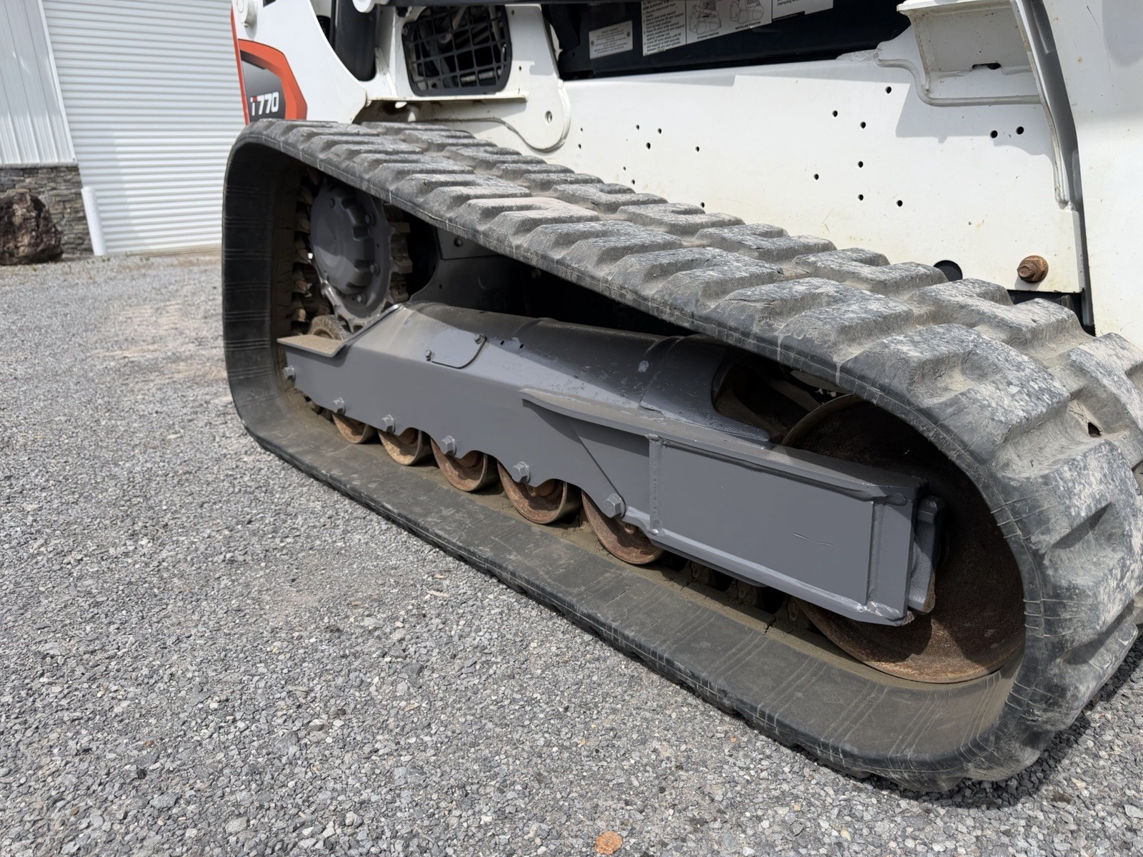 2020 BOBCAT T770 SKID STEER LOADER – 92HP TURBO DIESEL – A/C CAB – BOBTACH