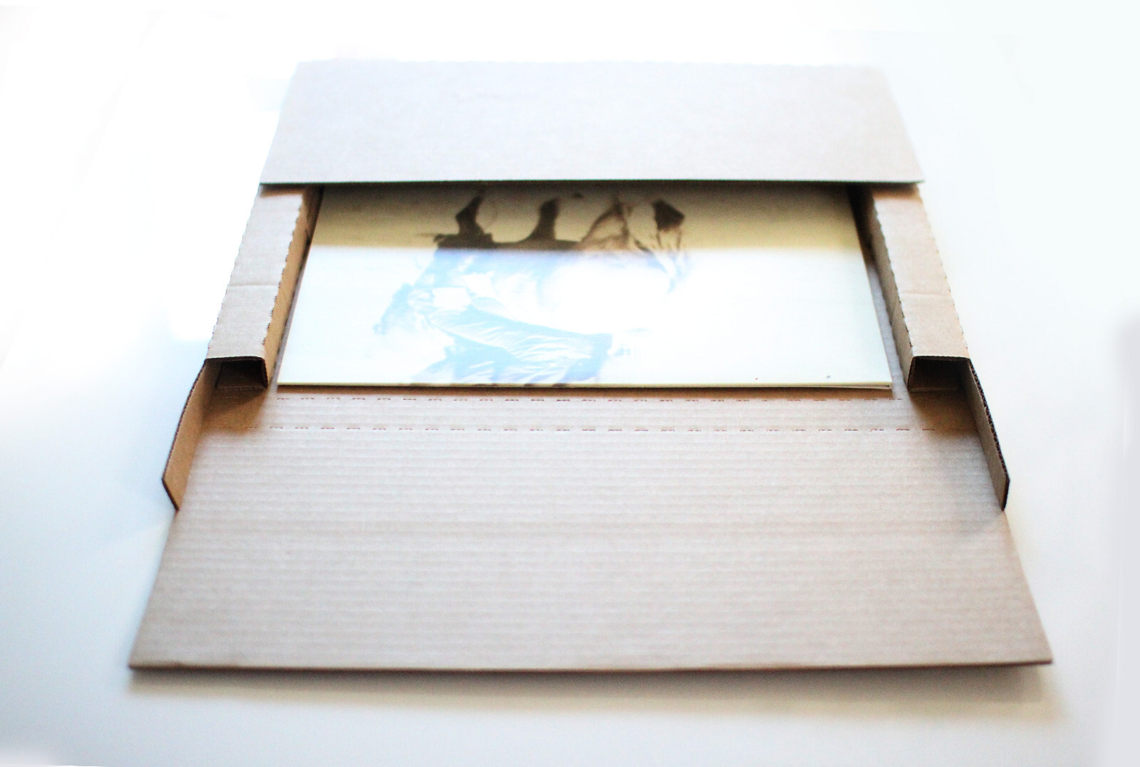 Record Mailer for 12″ vinyl – holds 1-5 records (DOESN’T DAMAGE CORNERS)