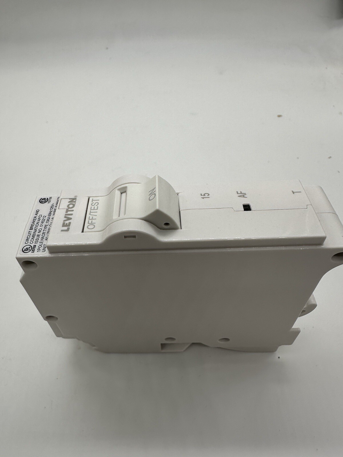 BOX OF 10 circuit breaker Leviton LB115-AFT 15 A 1-Pole Plug-on AFCI brand NEW