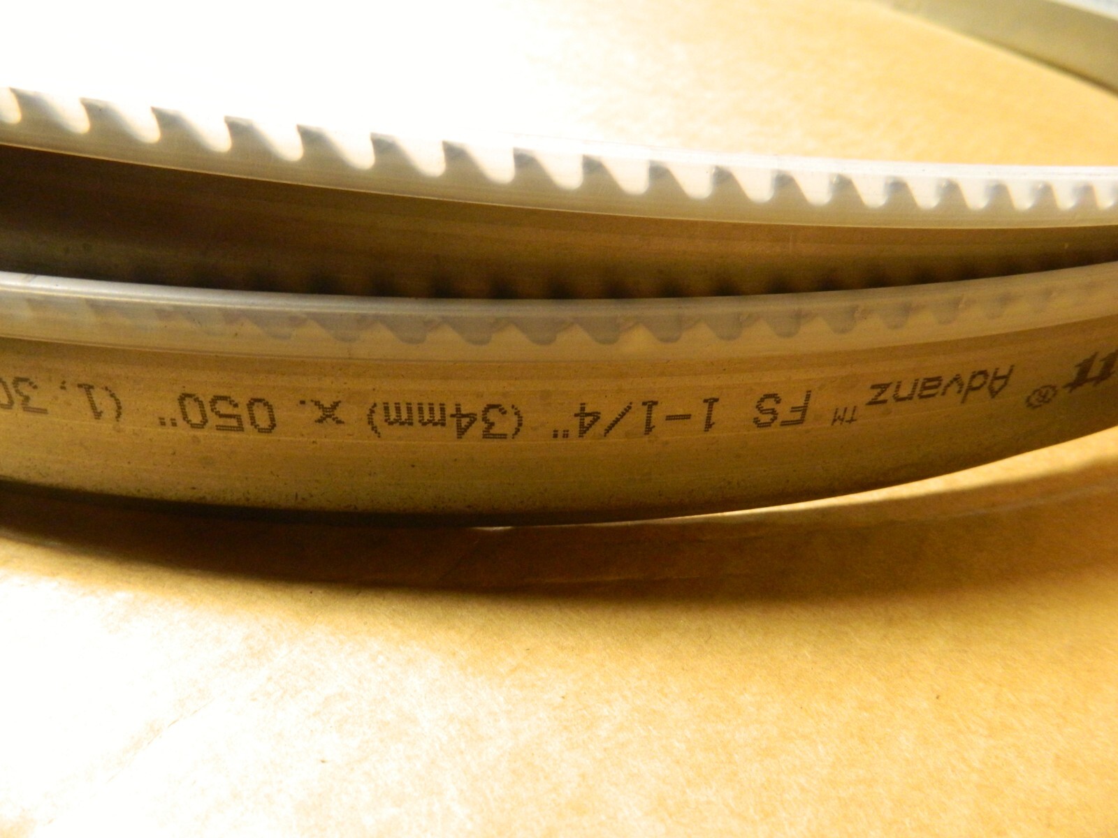STARRETT Welded Band Saw Blade 3 TPI, 19′ L ,1-1/4″ W, 0.05″ T 17521
