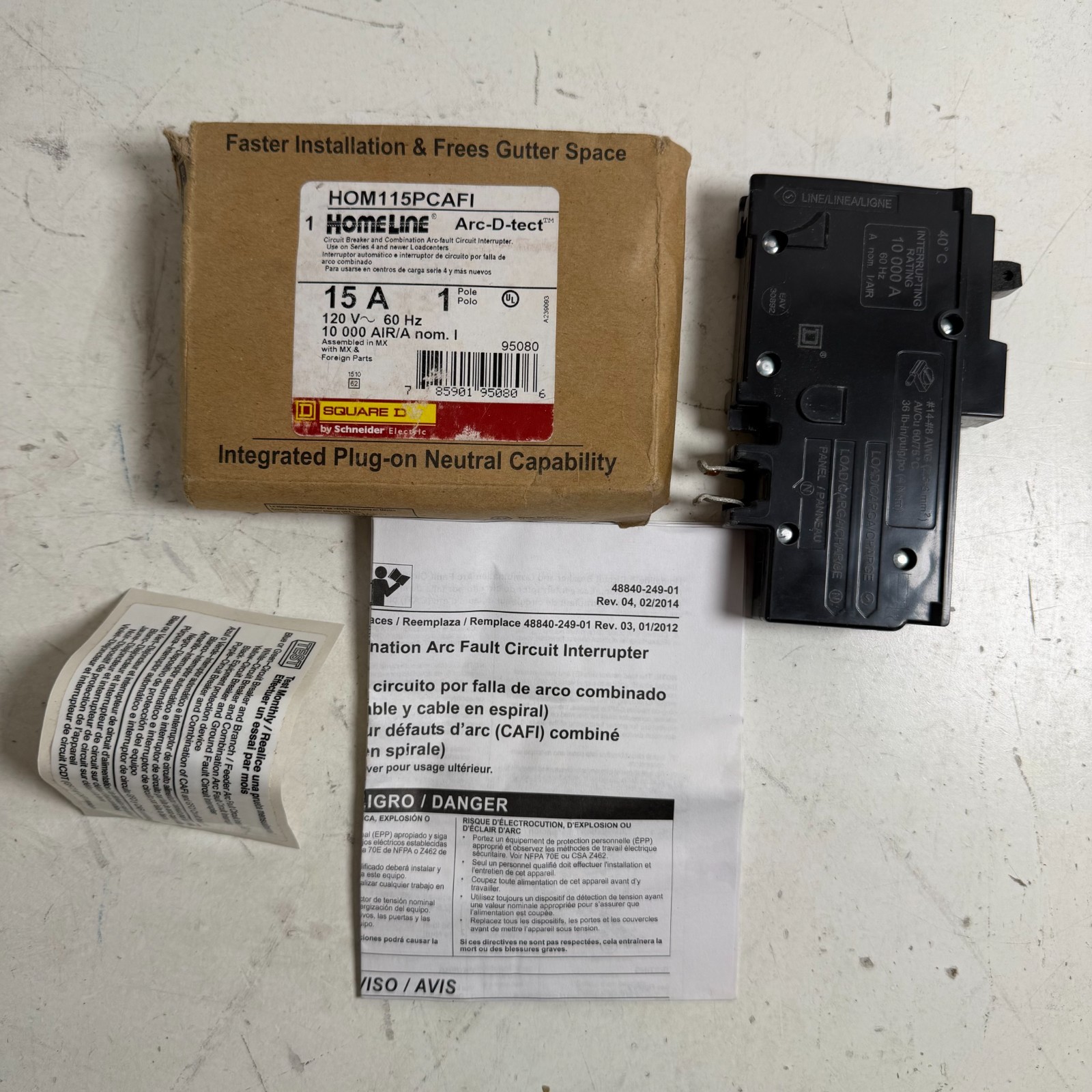 Square D HOM115PCAFI Black 15A Single-Pole HOM Series Miniature Circuit Breaker