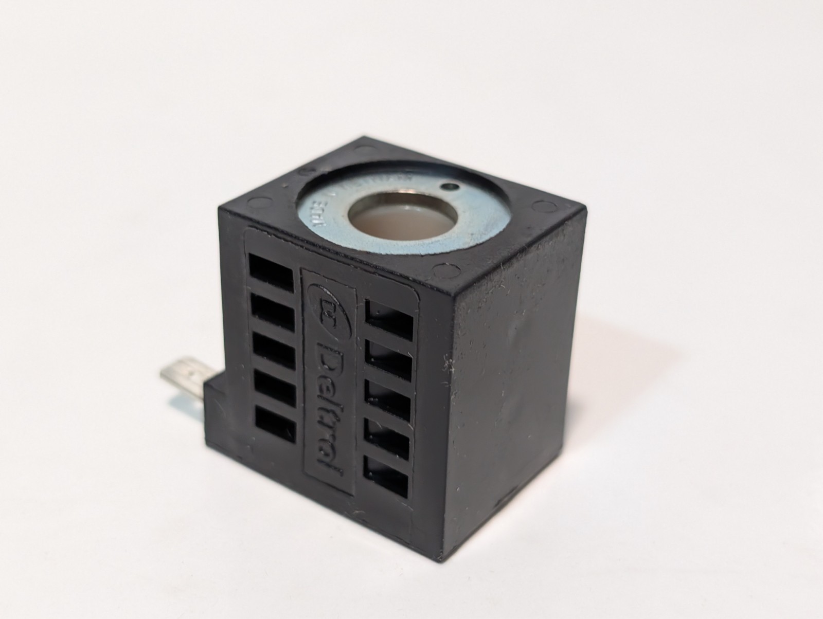 Deltrol 10184-79 solenoid valve coil, 12VDC 9W spade terminals, as shown