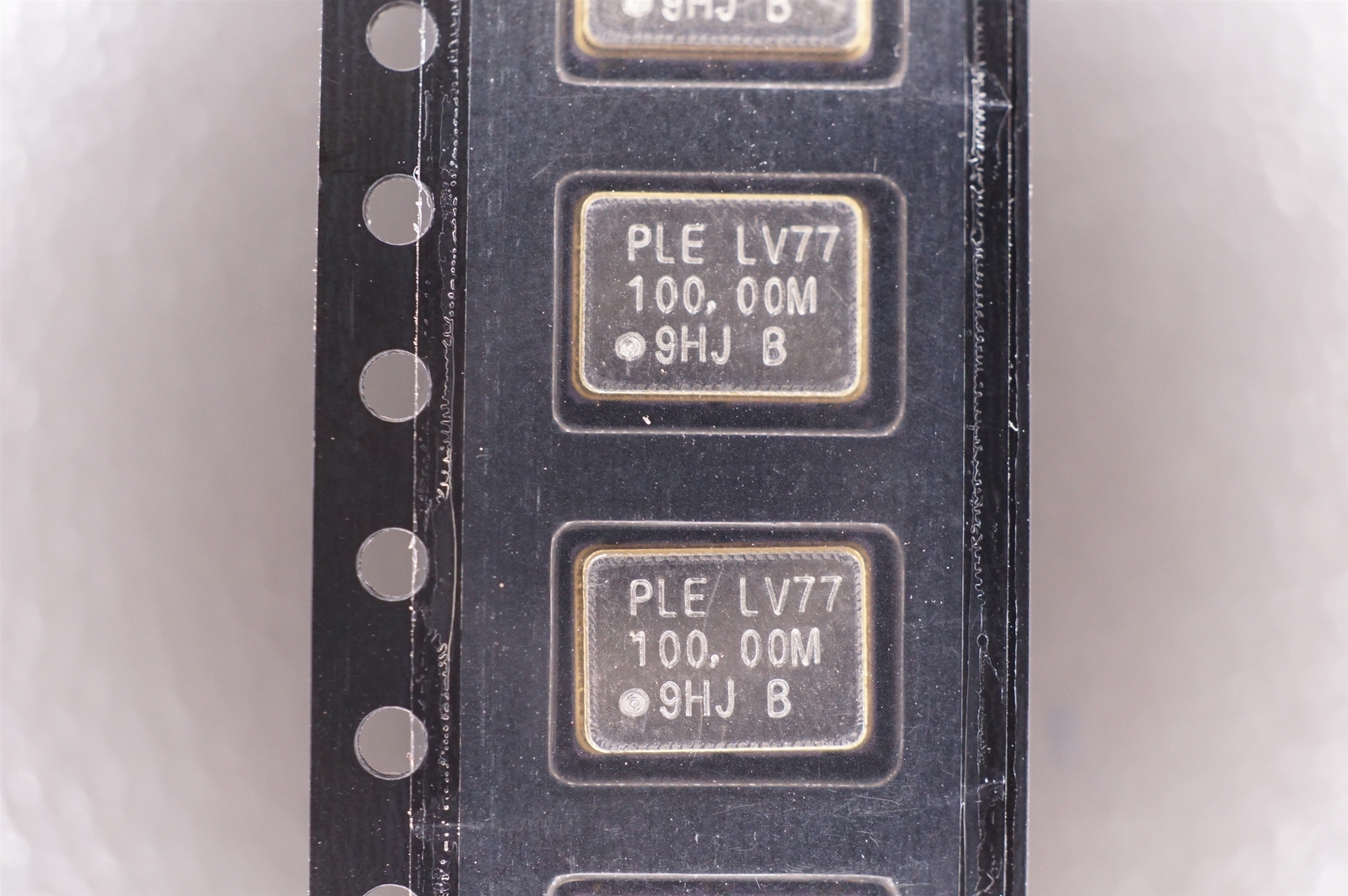 LV7745DEV-100.0M Pletronics Crystal Oscillator LVDS 100MHz 3.3V 50ppm SMT NOS
