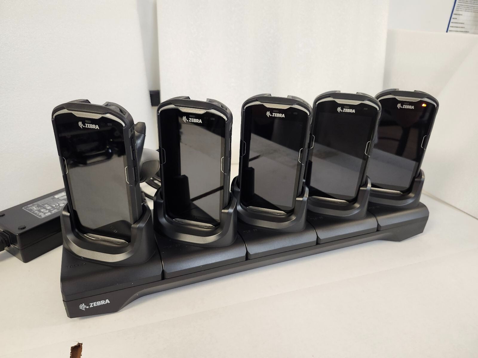 ✅LOT OF 5 Zebra TC56 2D Android Scanners +Cradle +New Cases & Handles!🔥⭐
