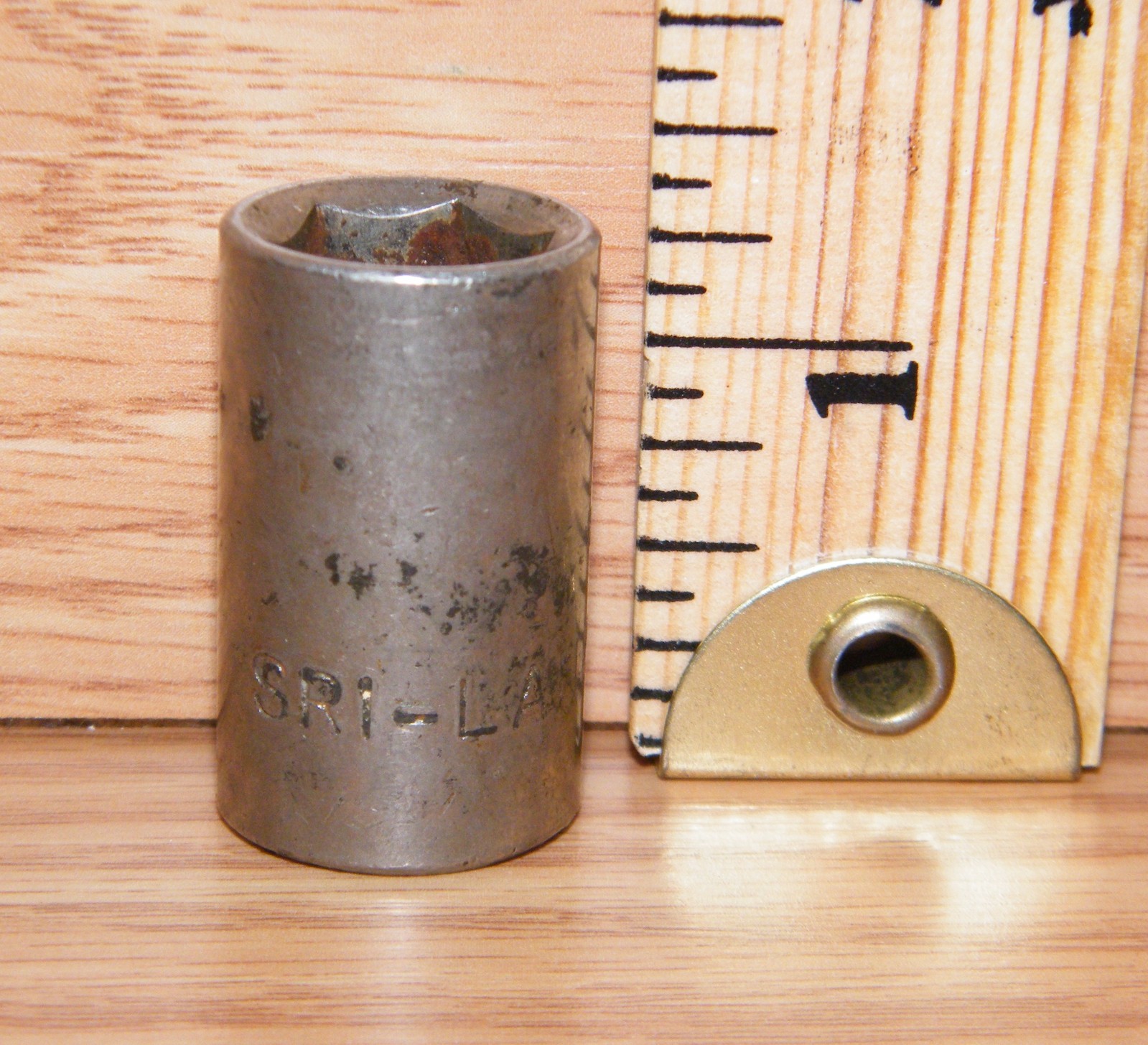 Genuine Sri-Lanka 9/16″ 6 Point 1/2″ Drive Socket Only **READ**